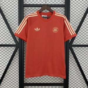 POLERA DE SALIDA BAYERN MUNICH 24/25 VERSIÓN FAN