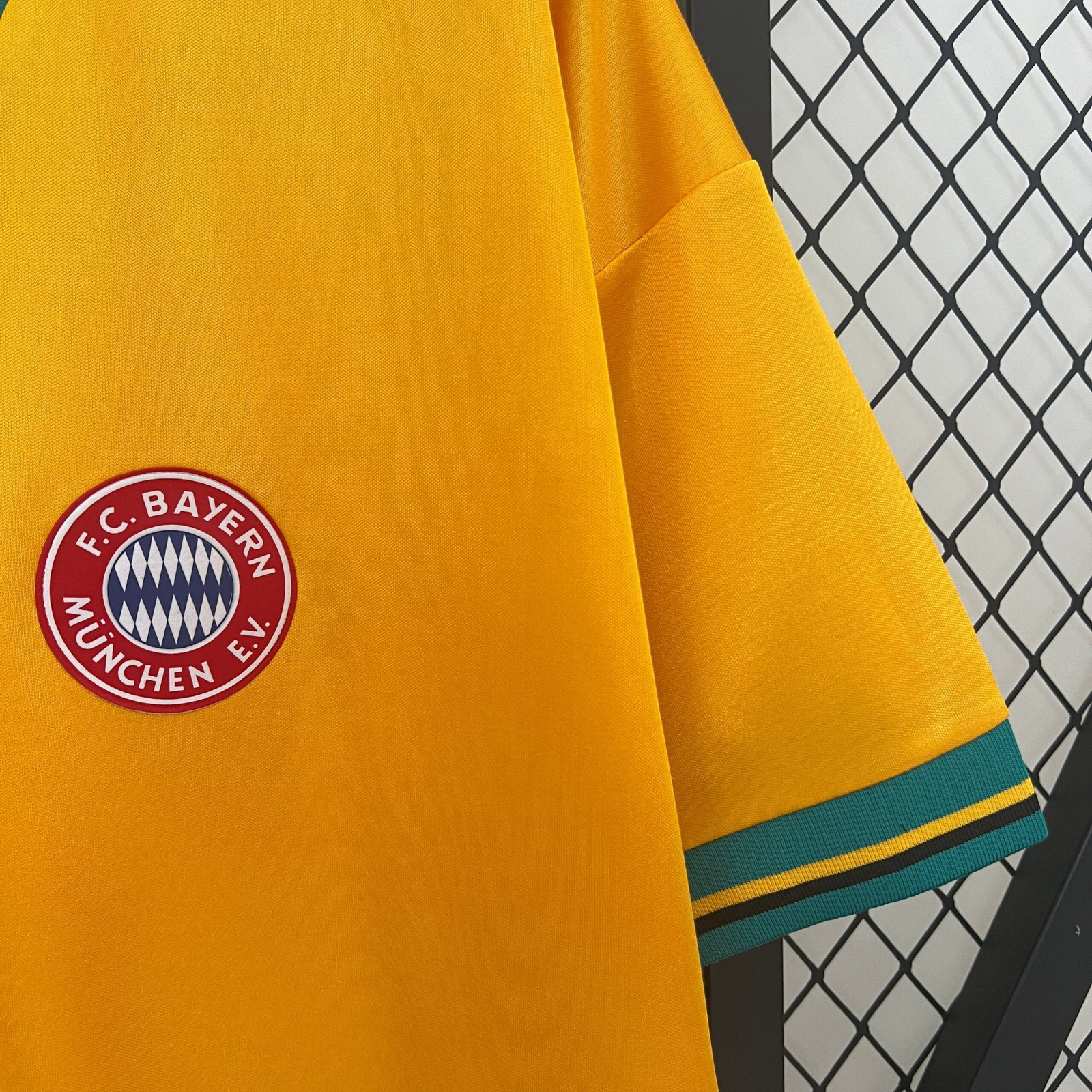 CAMISETA SEGUNDA EQUIPACIÓN BAYERN MUNICH 1993/95 - Imagen 5