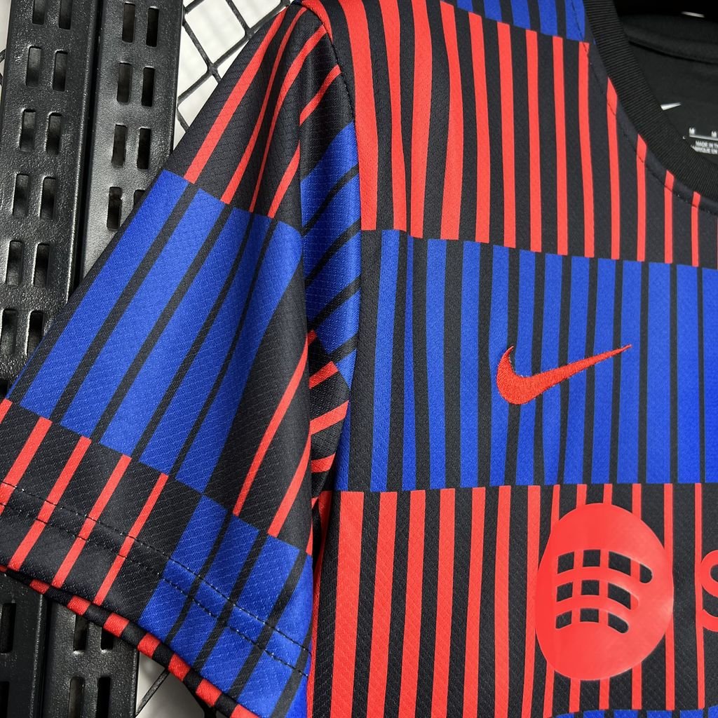 CAMISETA ENTRENAMIENTO BARCELONA 24/25 VERSIÓN FAN - Imagen 3