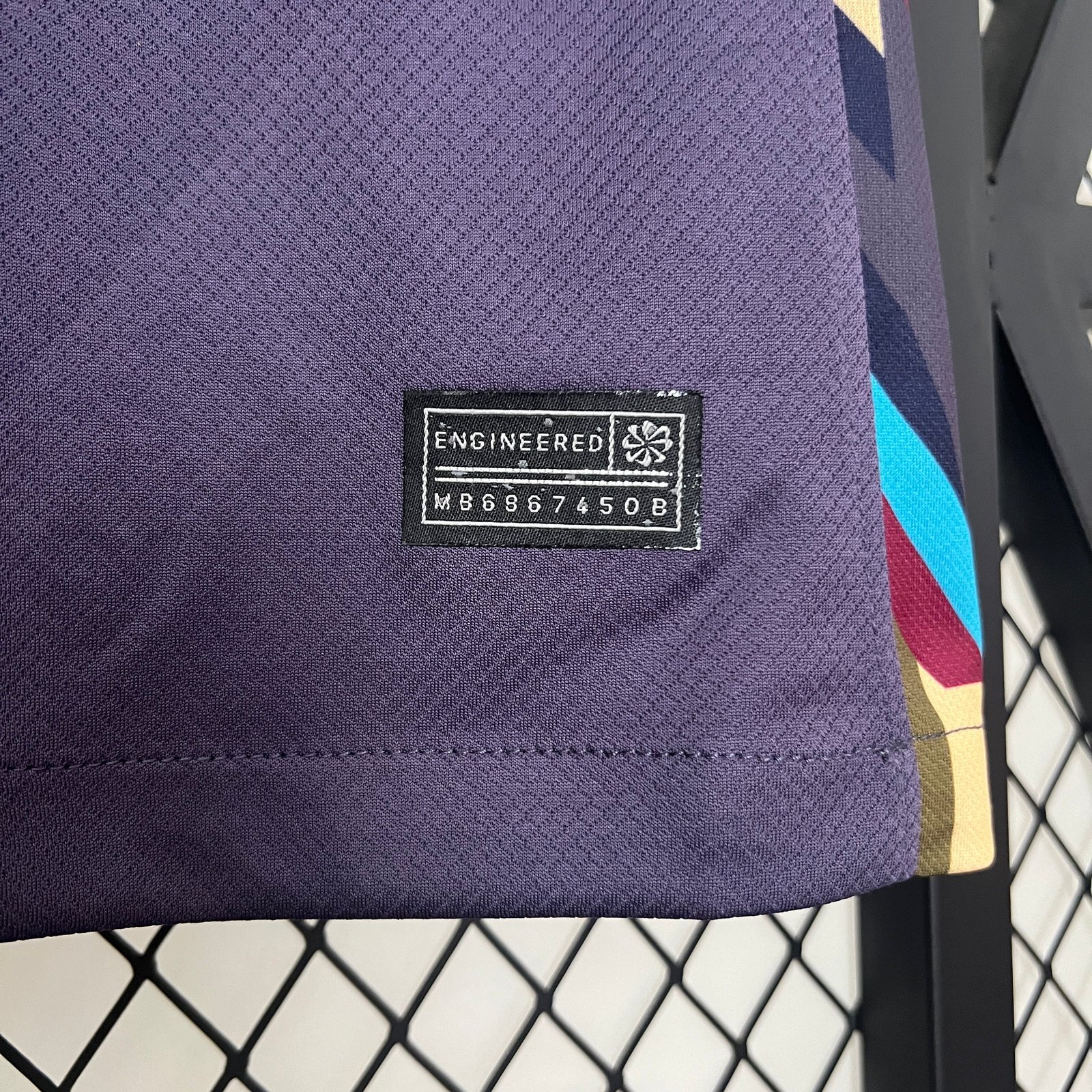 CAMISETA SEGUNDA EQUIPACIÓN INGLATERRA 2024 VERSIÓN FEMENINA - Imagen 7