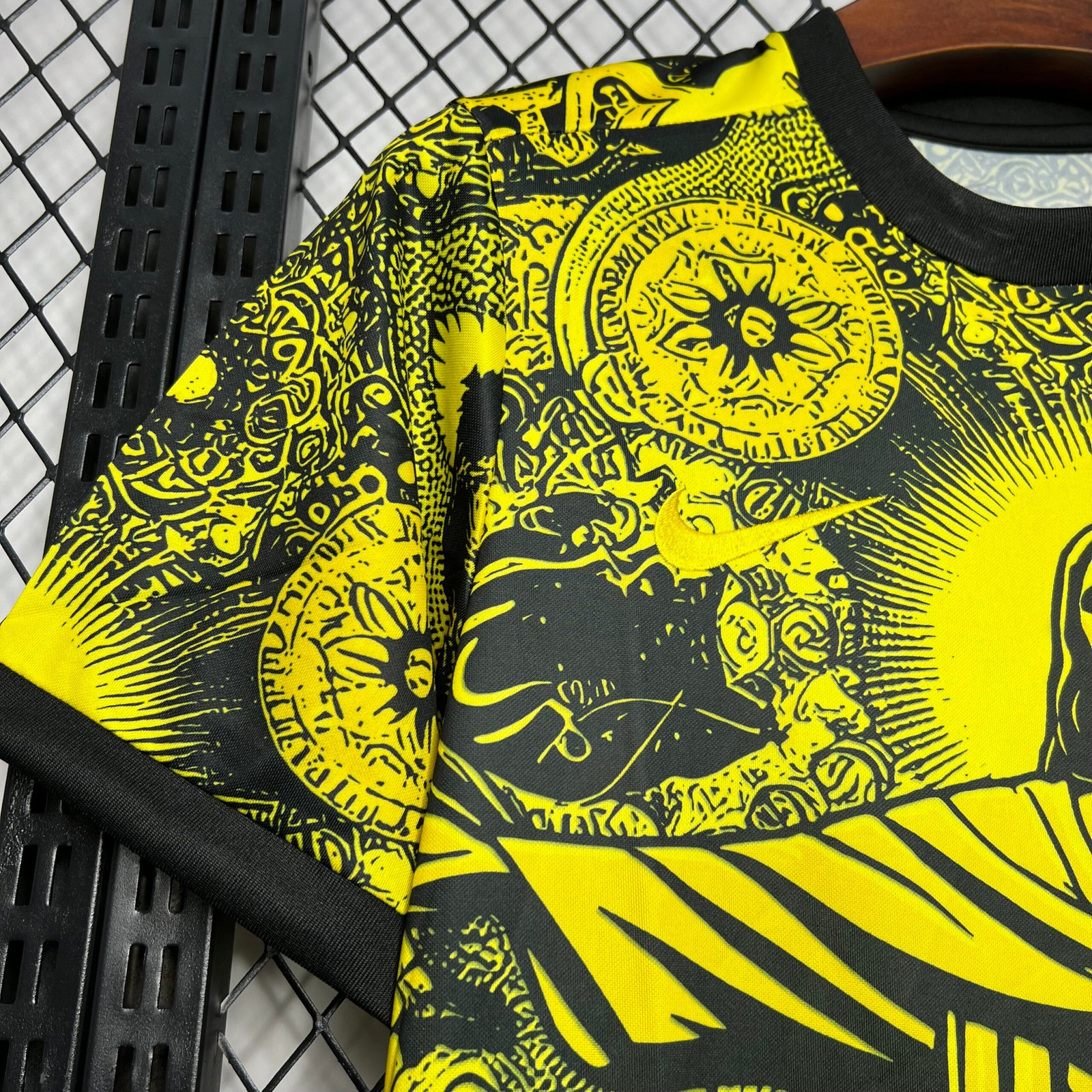 CAMISETA CONCEPTO BRASIL 2024 VERSIÓN FAN - Imagen 2