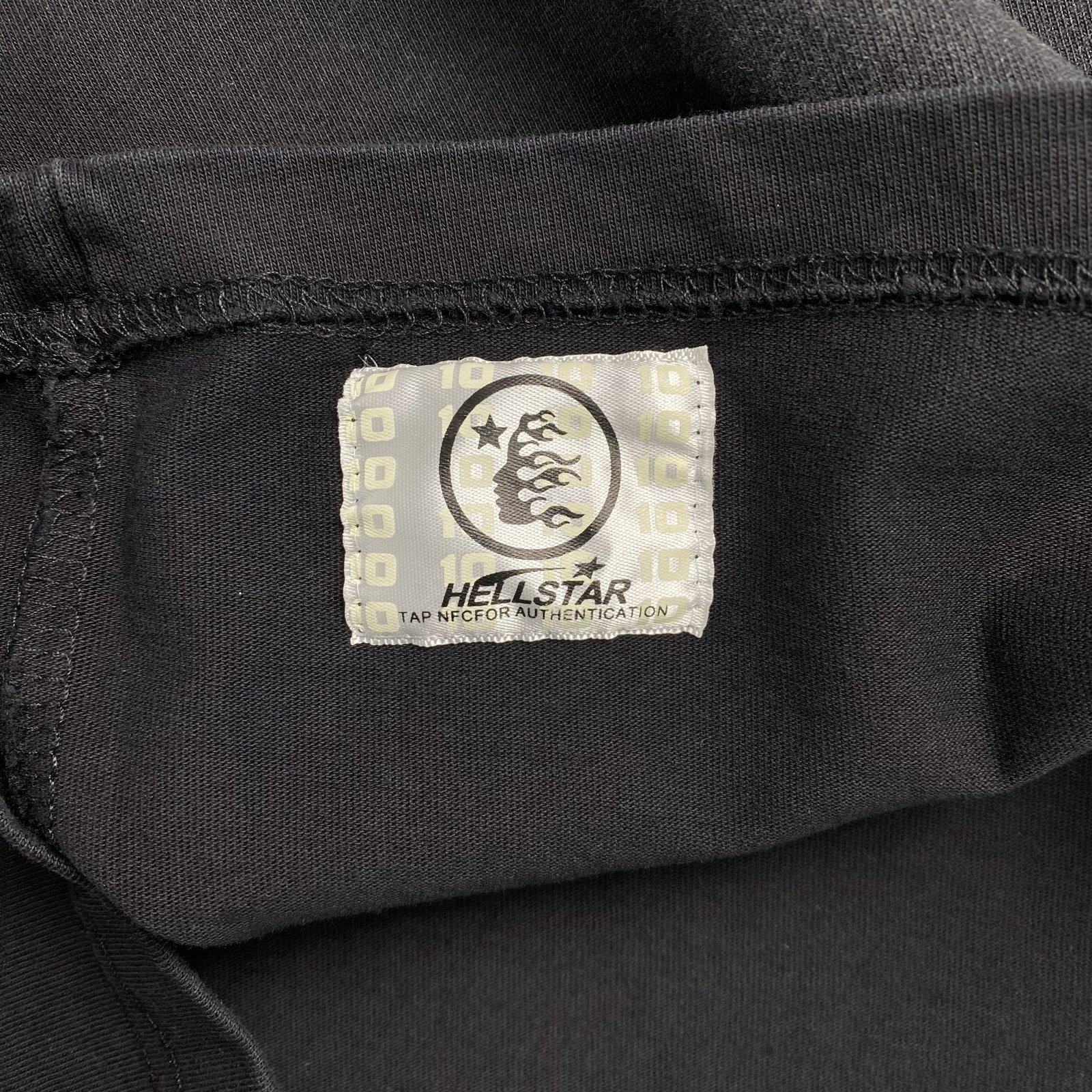 HELLSTAR CLASSIC LOGO GEL PRINT T-SHIRT - Imagen 17