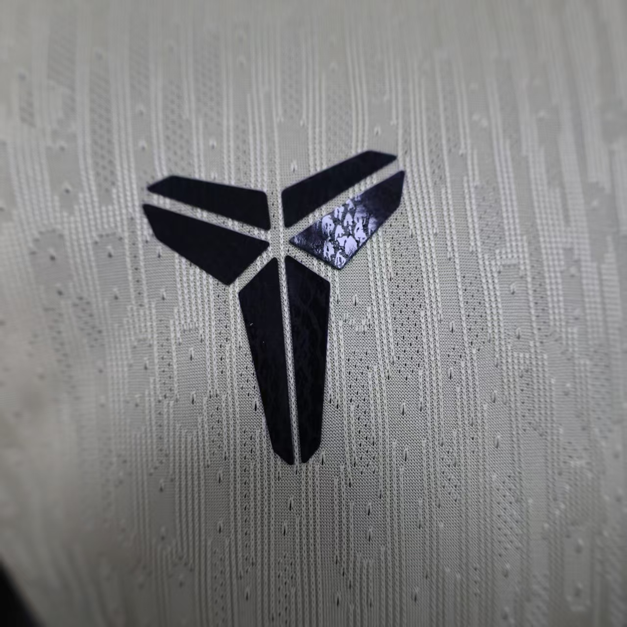 CAMISETA SEGUNDA EQUIPACIÓN BARCELONA 25/26 VERSIÓN JUGADOR - Imagen 3