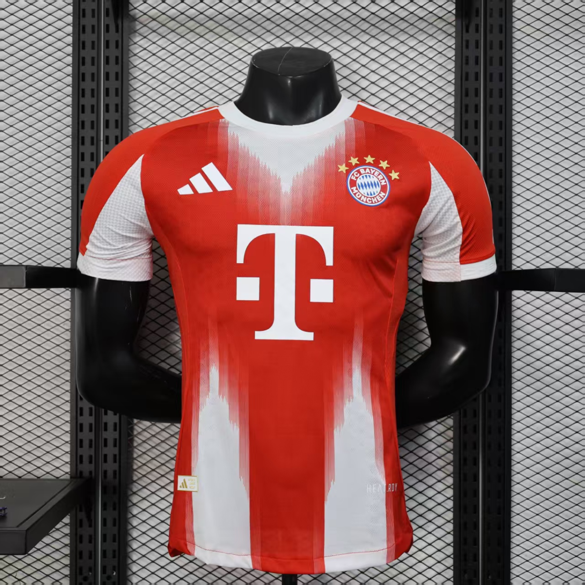 CAMISETA PRIMERA EQUIPACIÓN BAYERN MUNICH 25/26 VERSIÓN JUGADOR