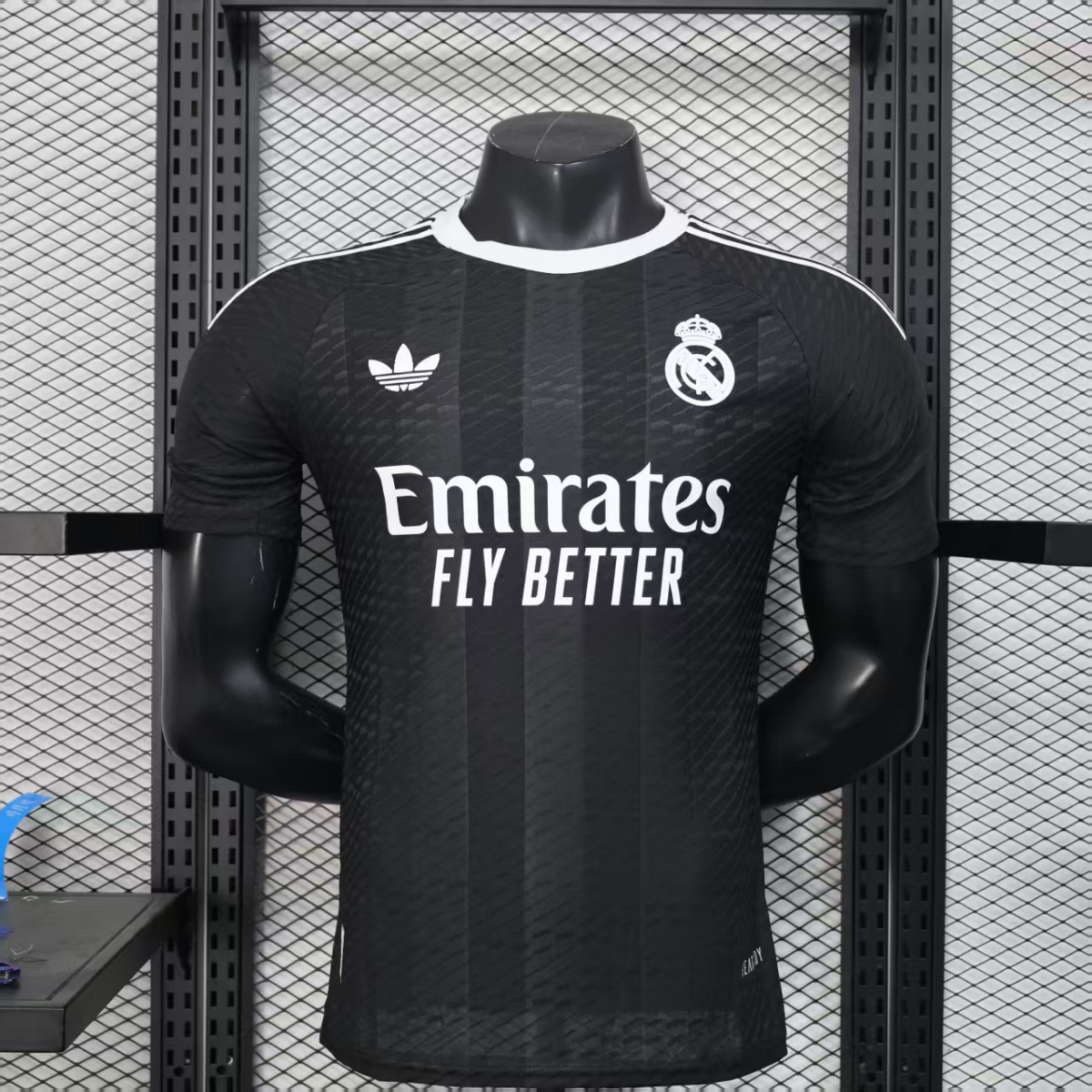 CAMISETA ARQUERO REAL MADRID 25/26 VERSIÓN JUGADOR
