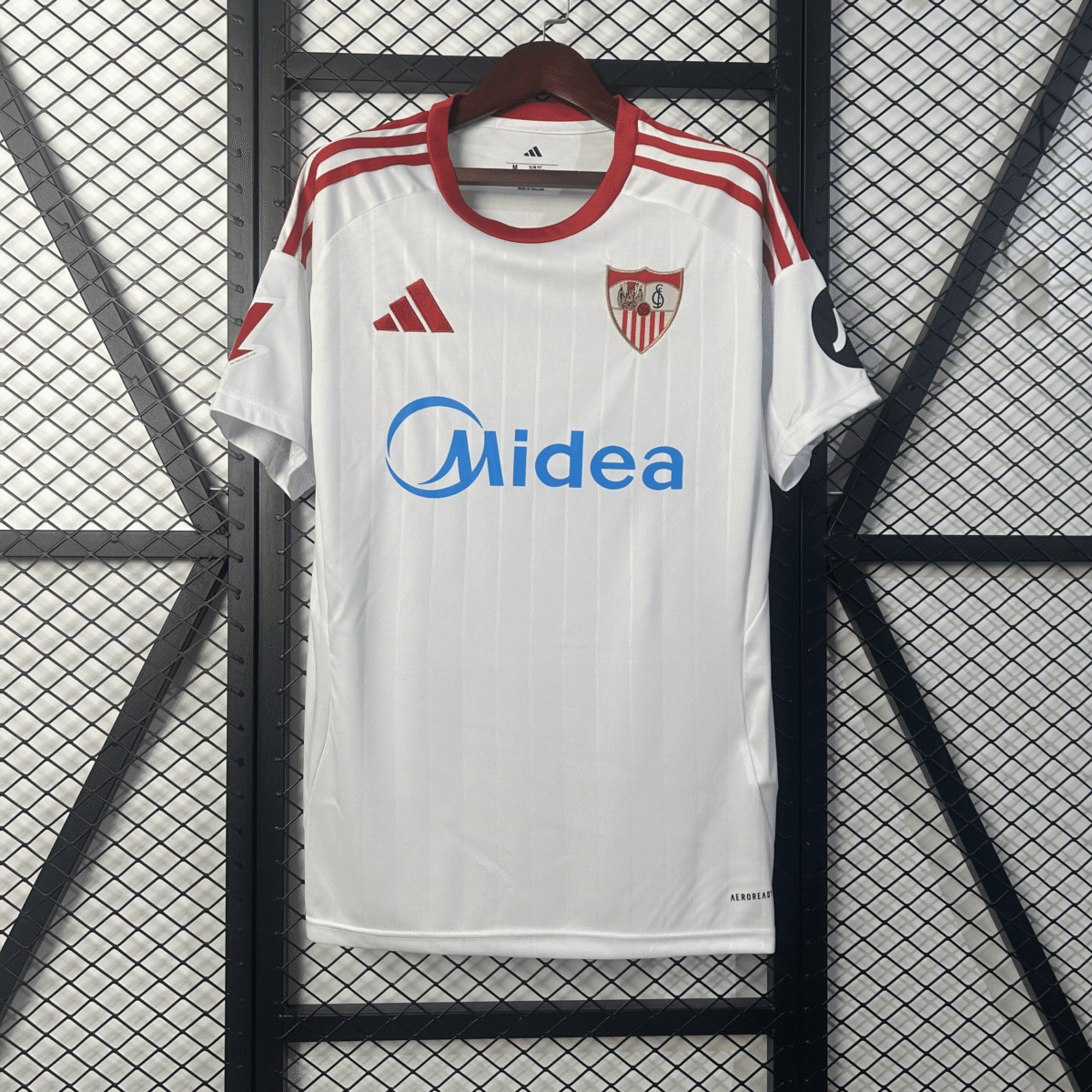 CAMISETA PRIMERA EQUIPACIÓN SEVILLA 25/26 VERSIÓN FAN