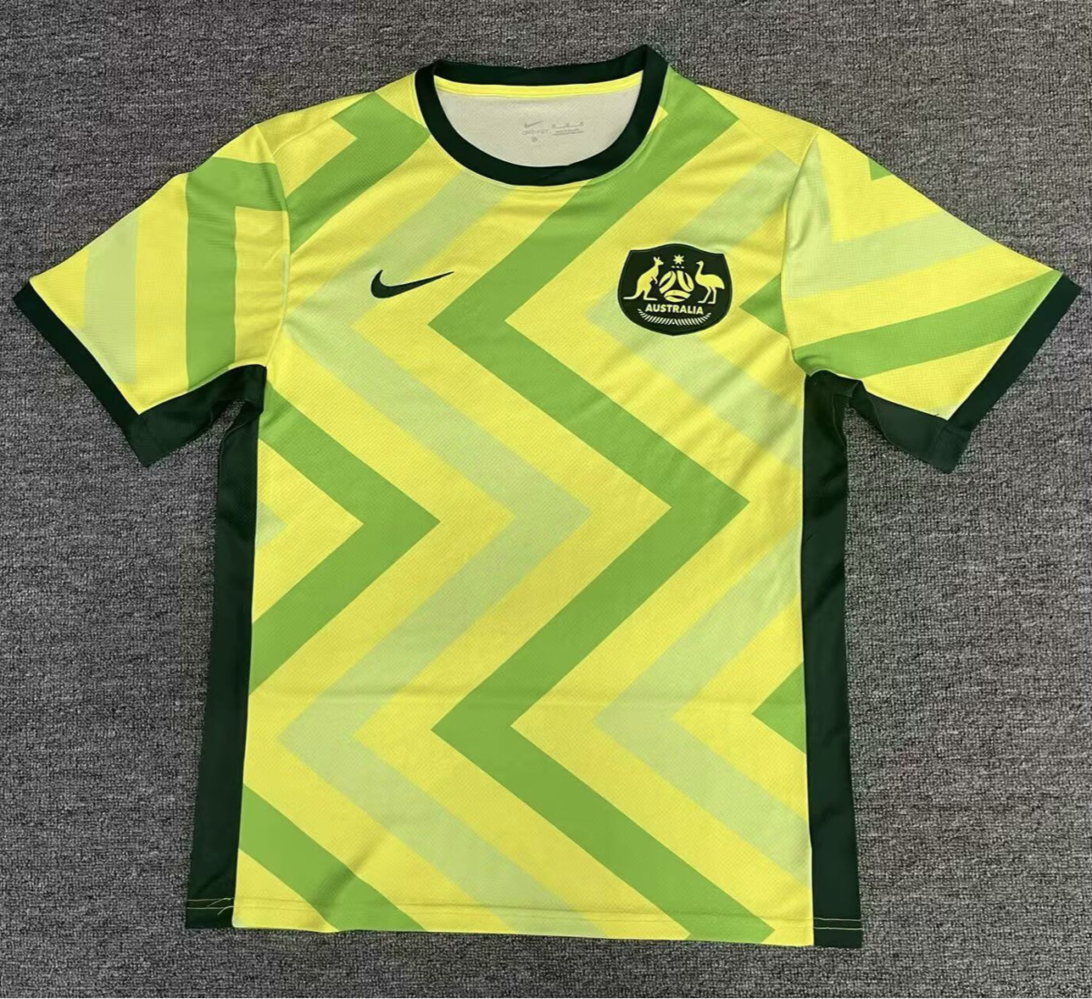 CAMISETA PRIMERA EQUIPACIÓN AUSTRALIA 2025 VERSIÓN FAN