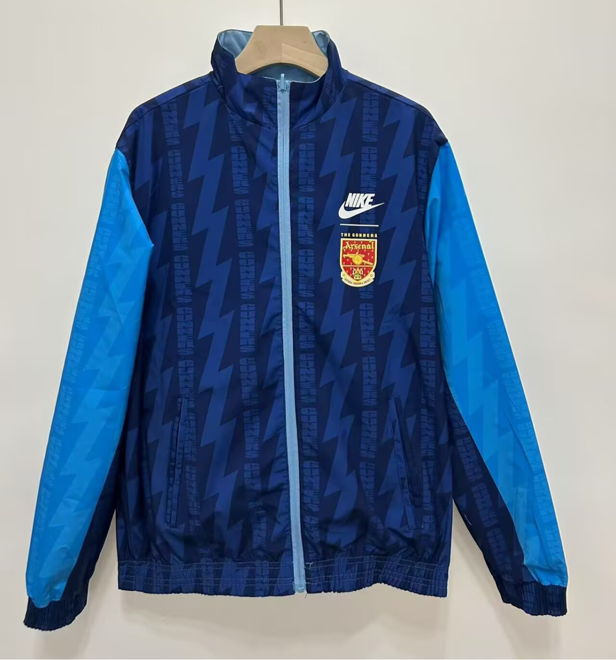 CORTAVIENTOS RETRO ARSENAL REVERSIBLE