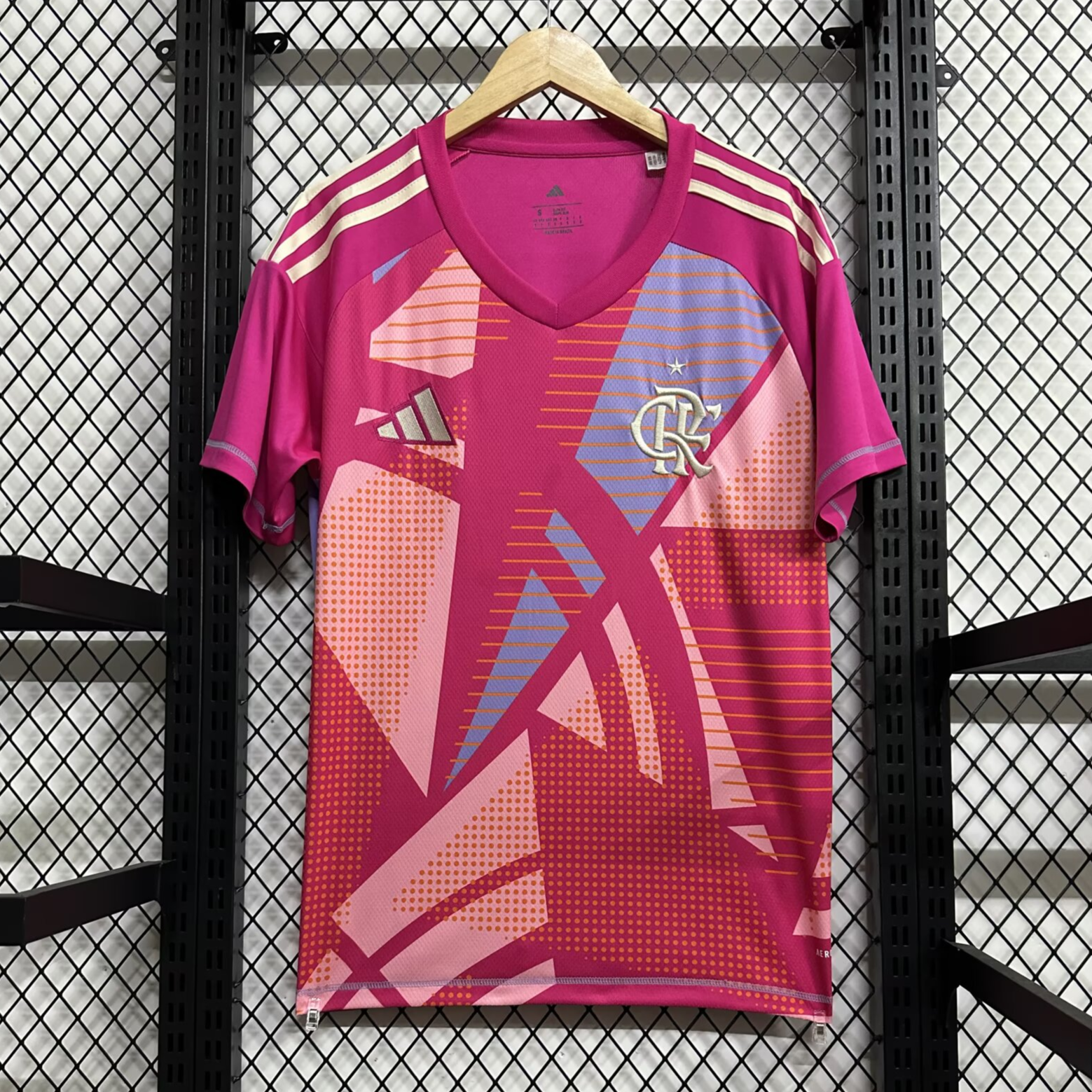 CAMISETA ARQUERO FLAMENGO 2025 VERSIÓN FAN