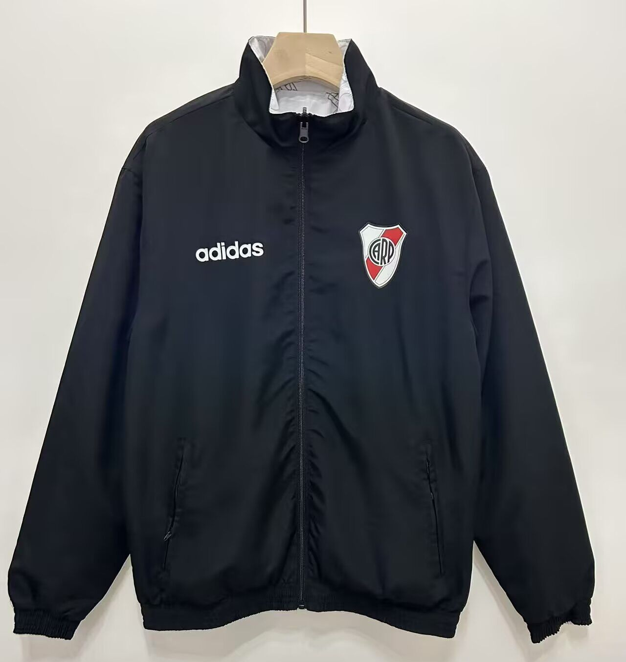 CORTAVIENTOS RETRO RIVER PLATE REVERSIBLE - Imagen 2