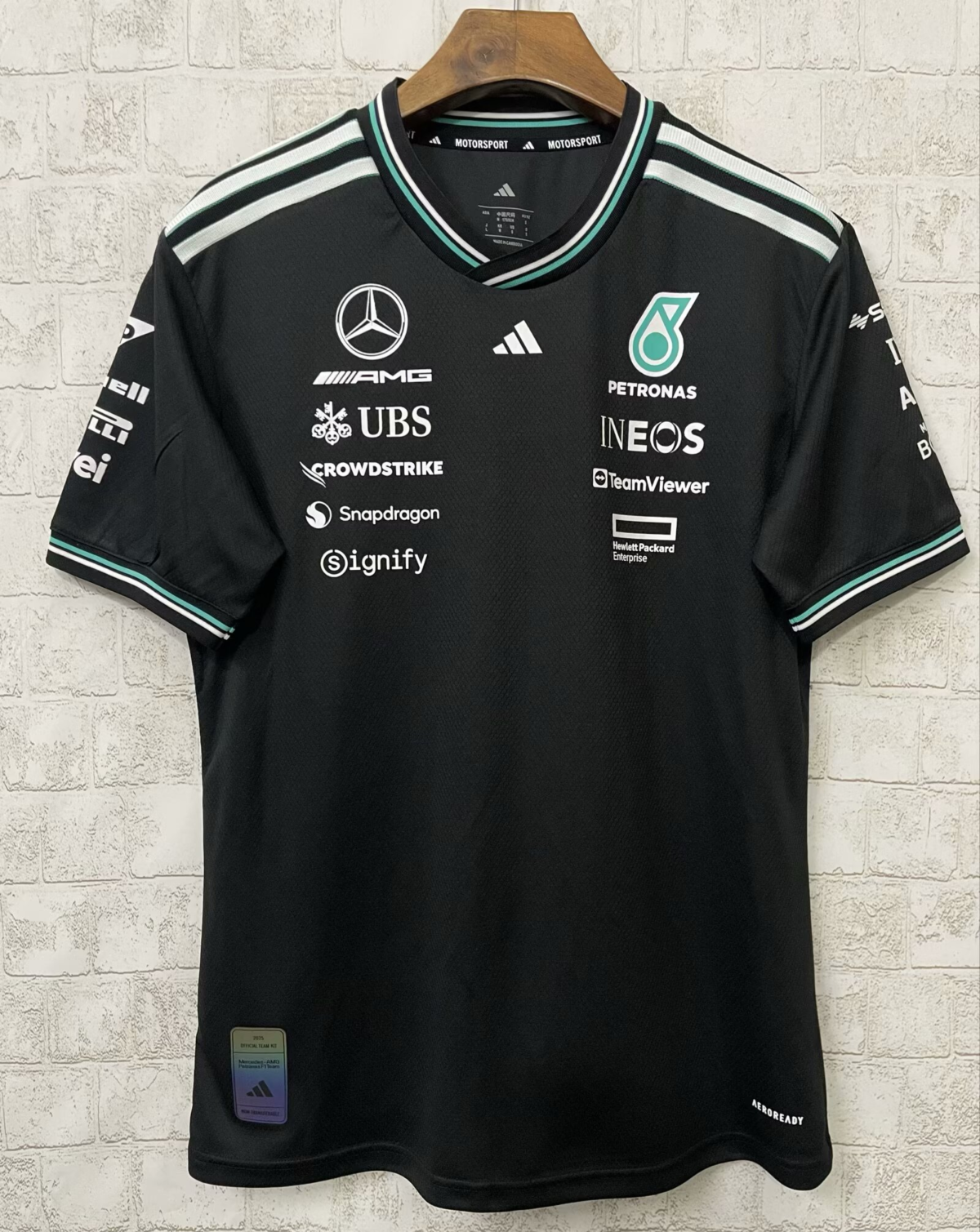 MERCEDES CAMISETA 2025