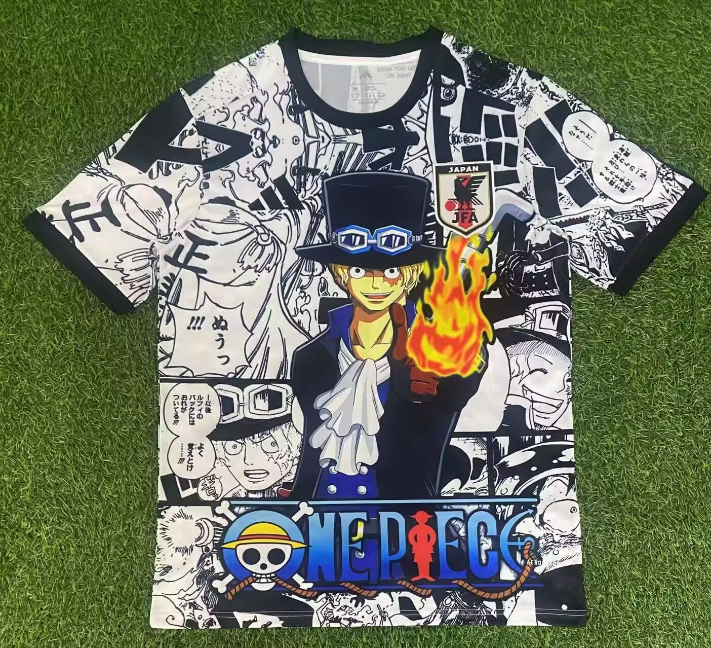CAMISETA CONCEPTO JAPÓN x ONE PIECE VERSIÓN FAN