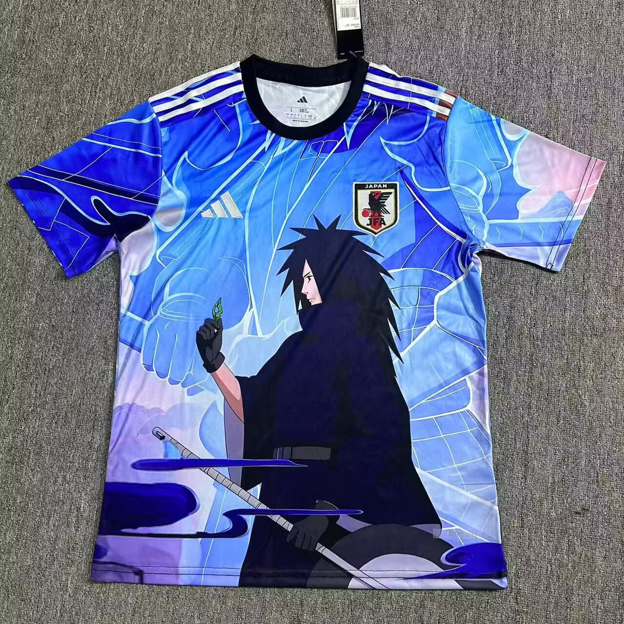 CAMISETA CONCEPTO JAPÓN x NARUTO VERSIÓN FAN