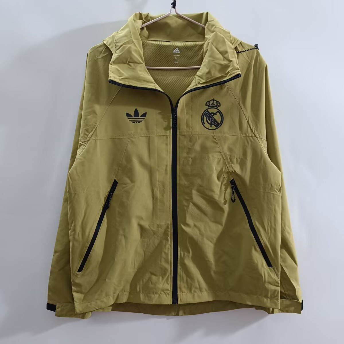 CORTAVIENTOS REAL MADRID