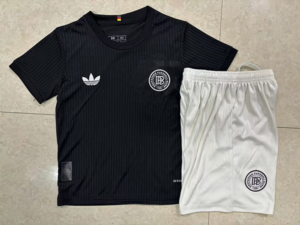 CAMISETA CONCEPTO ALEMANIA 2025 VERSIÓN INFANTIL
