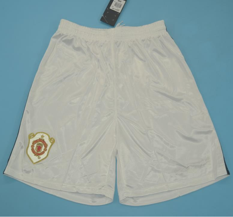 SHORTS RETRO PRIMERA EQUIPACIÓN COPA MANCHESTER UNITED 1998/99