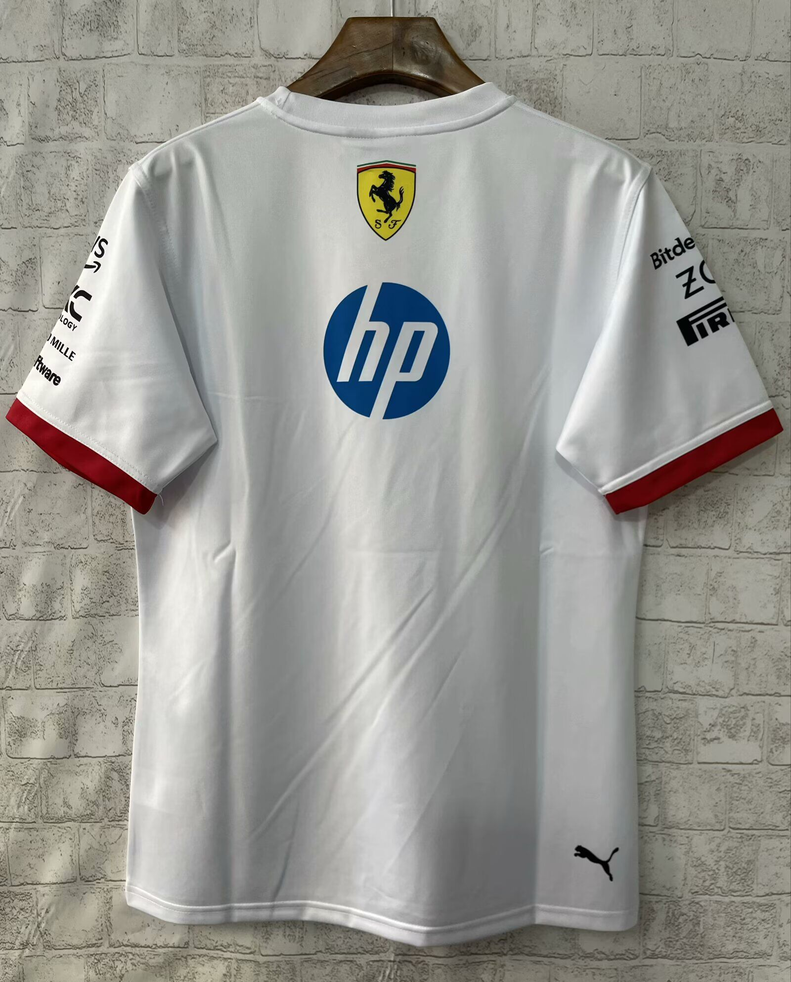 SCUDERIA FERRARI CAMISETA 2025 - Imagen 2