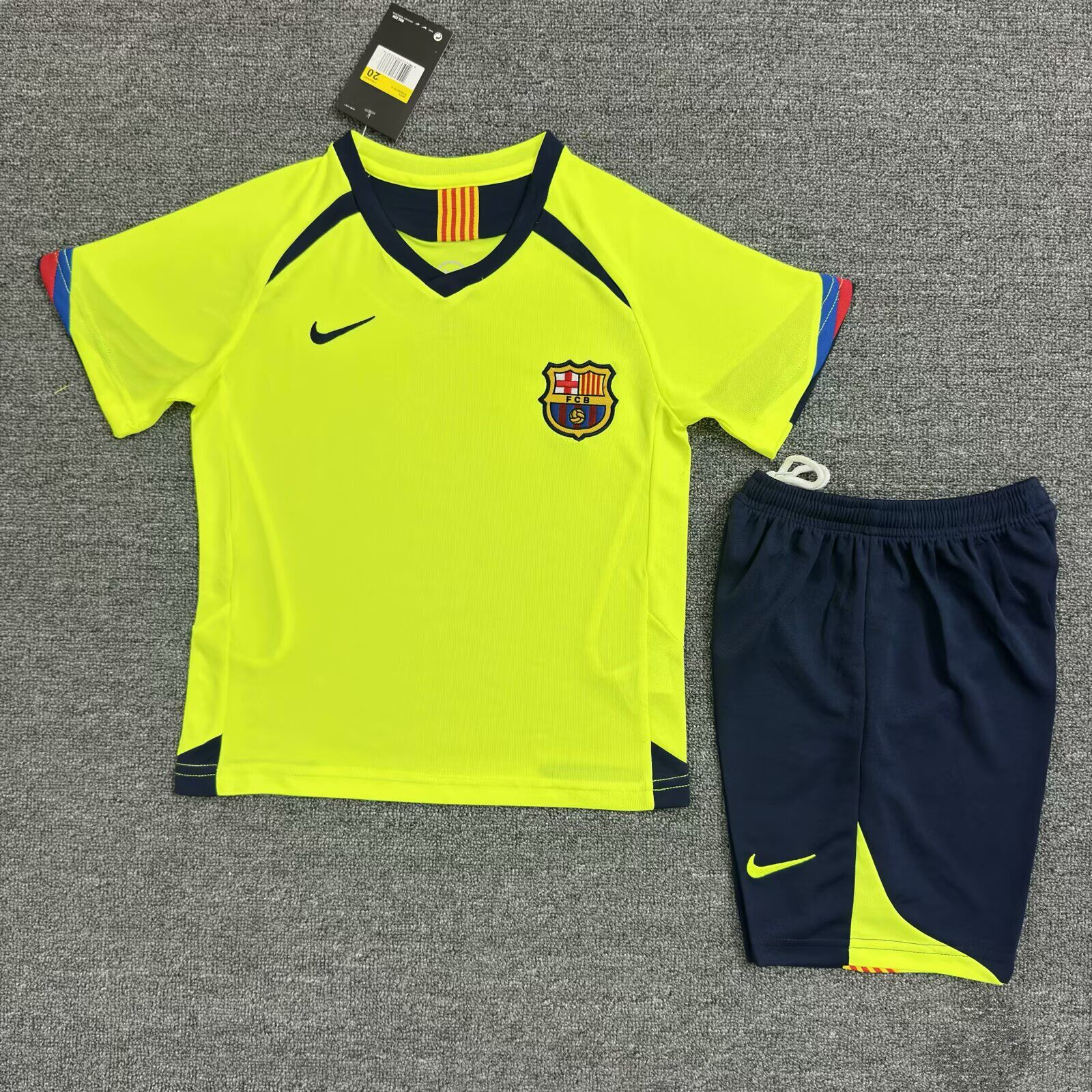 CAMISETA SEGUNDA EQUIPACIÓN BARCELONA 2005/06 INFANTIL