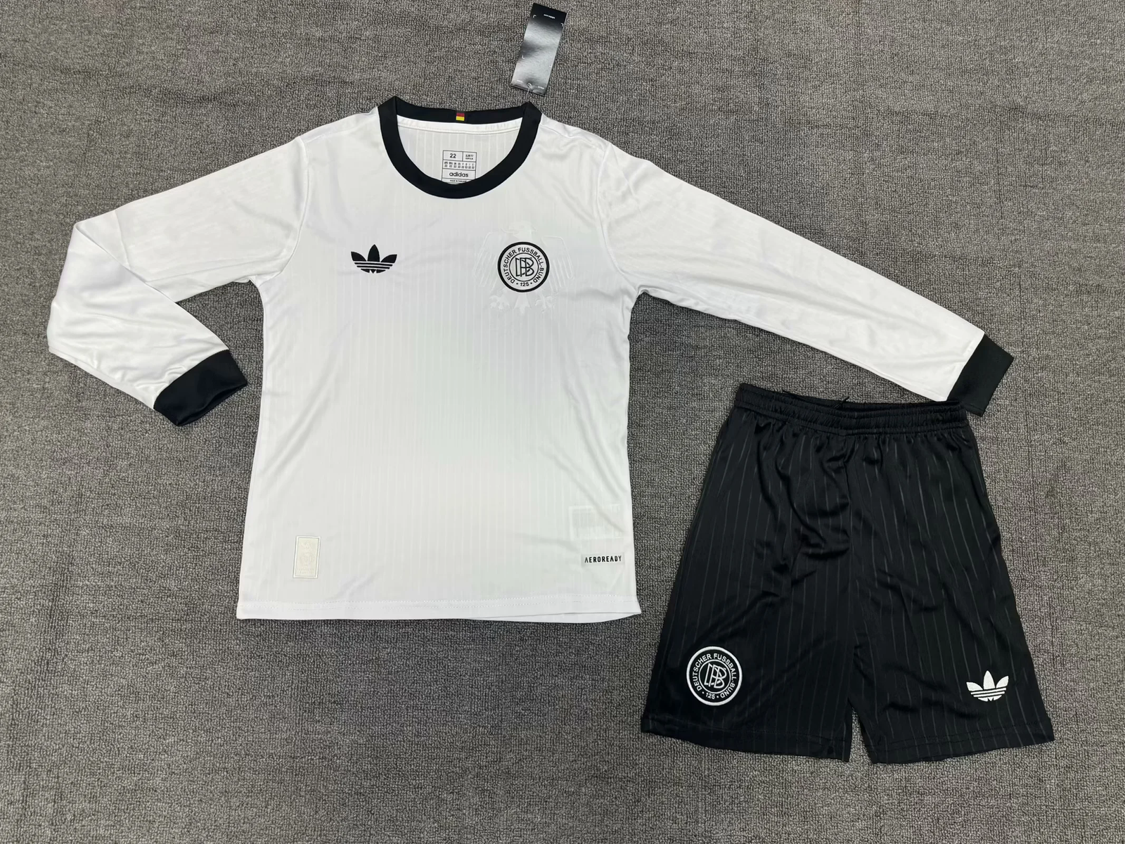 CAMISETA EDICIÓN ESPECIAL ALEMANIA 2025 VERSIÓN INFANTIL - Imagen 8