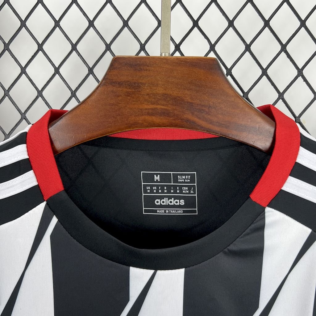 CAMISETA PRIMERA EQUIPACIÓN CLUB DE CUERVOS 2025 VERSIÓN FAN - Imagen 4