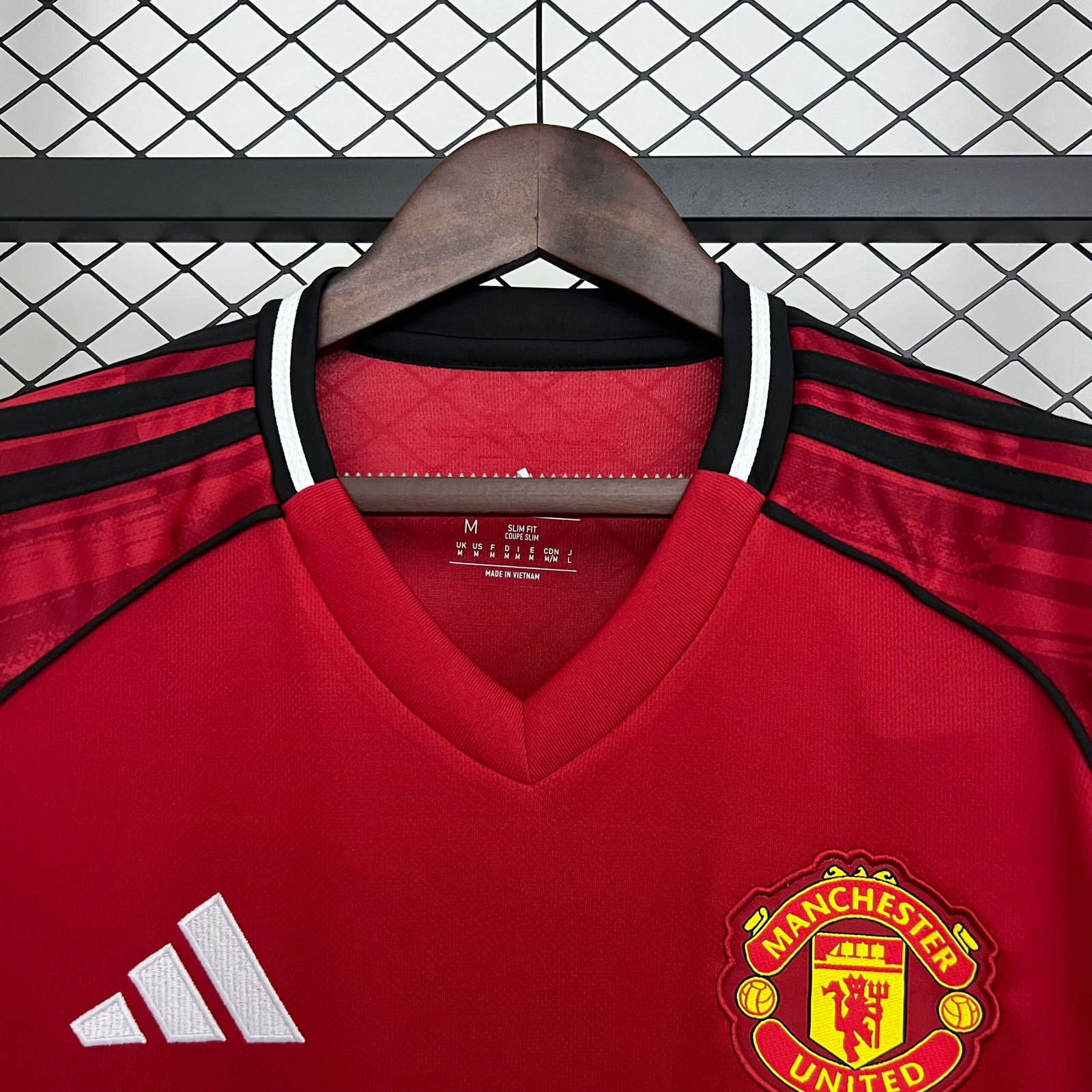 CAMISETA PRIMERA EQUIPACIÓN MANCHESTER UNITED 25/26 VERSIÓN FAN - Imagen 2