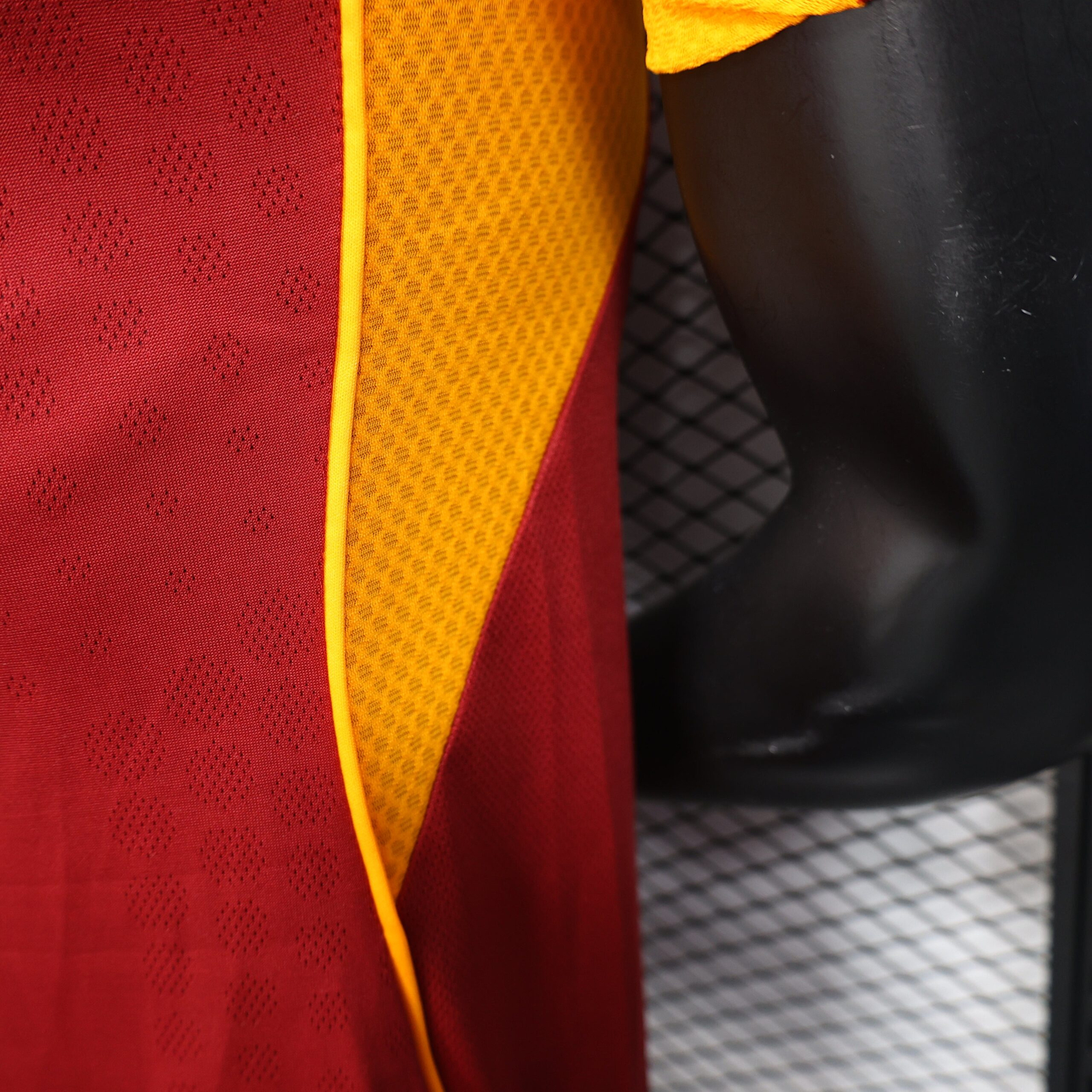 CAMISETA PRIMERA EQUIPACIÓN AS ROMA 25/26 VERSIÓN JUGADOR - Imagen 8