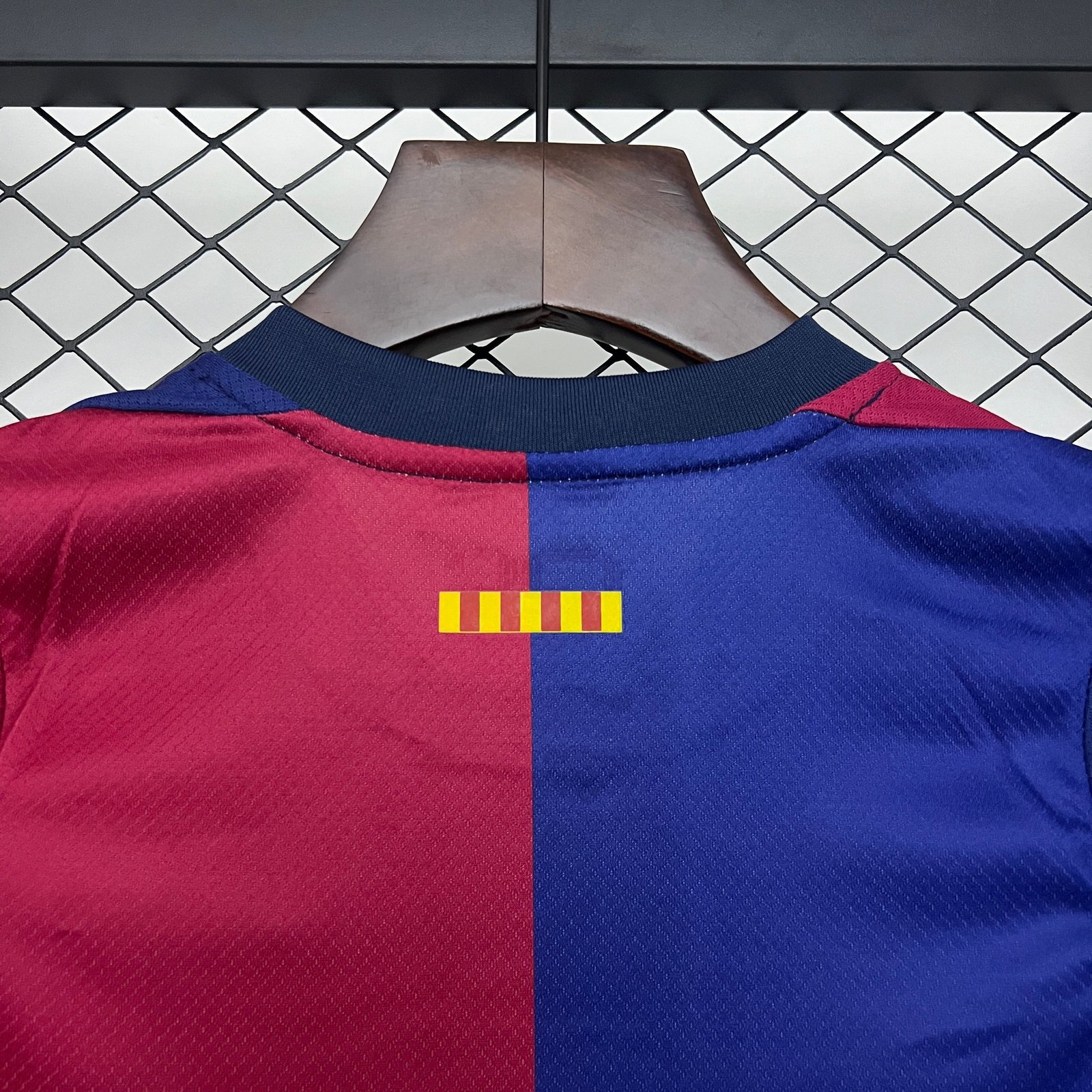CAMISETA PRIMERA EQUIPACIÓN BARCELONA x TRAVIS SCOTT 24/25 VERSIÓN INFANTIL - Imagen 9