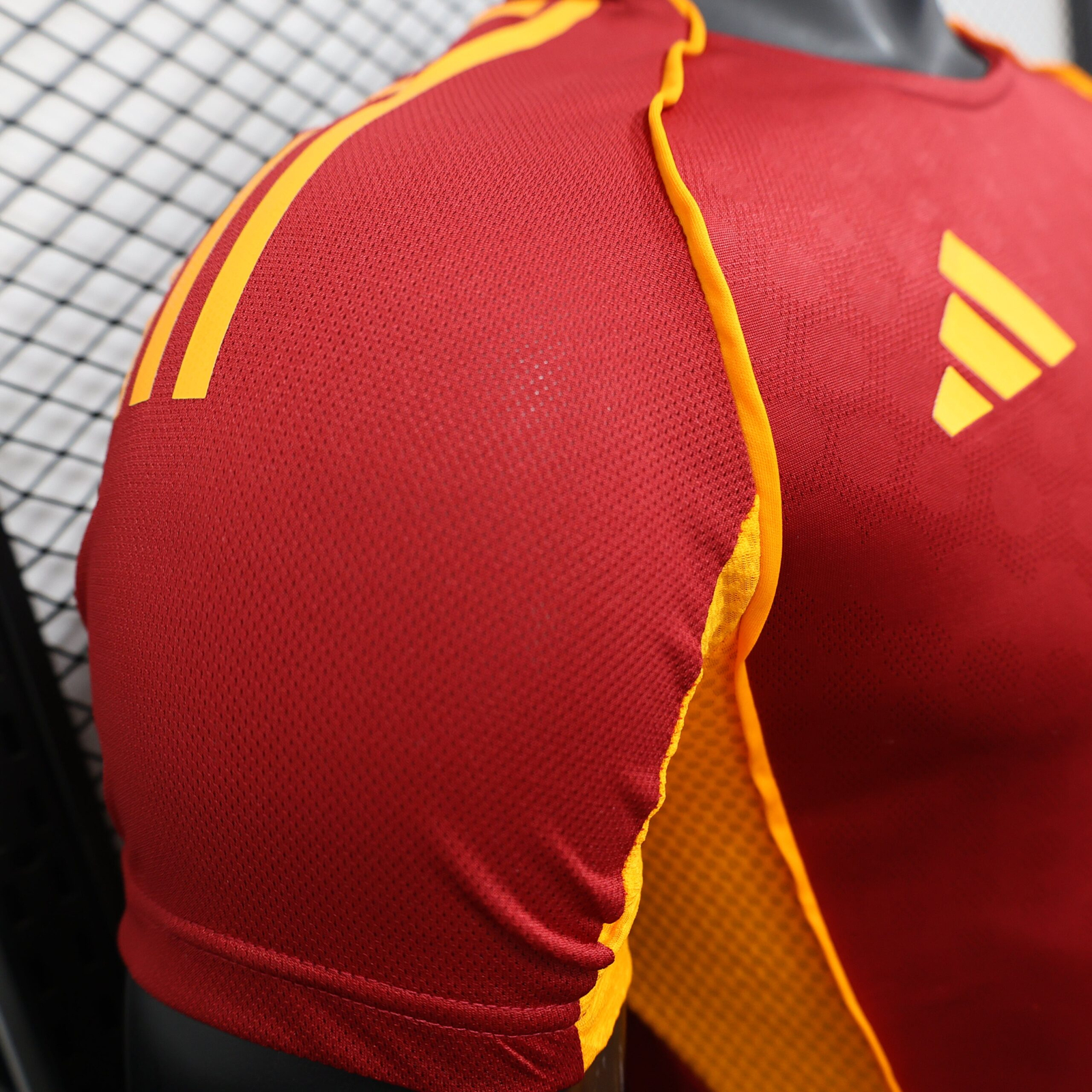CAMISETA PRIMERA EQUIPACIÓN AS ROMA 25/26 VERSIÓN JUGADOR - Imagen 5