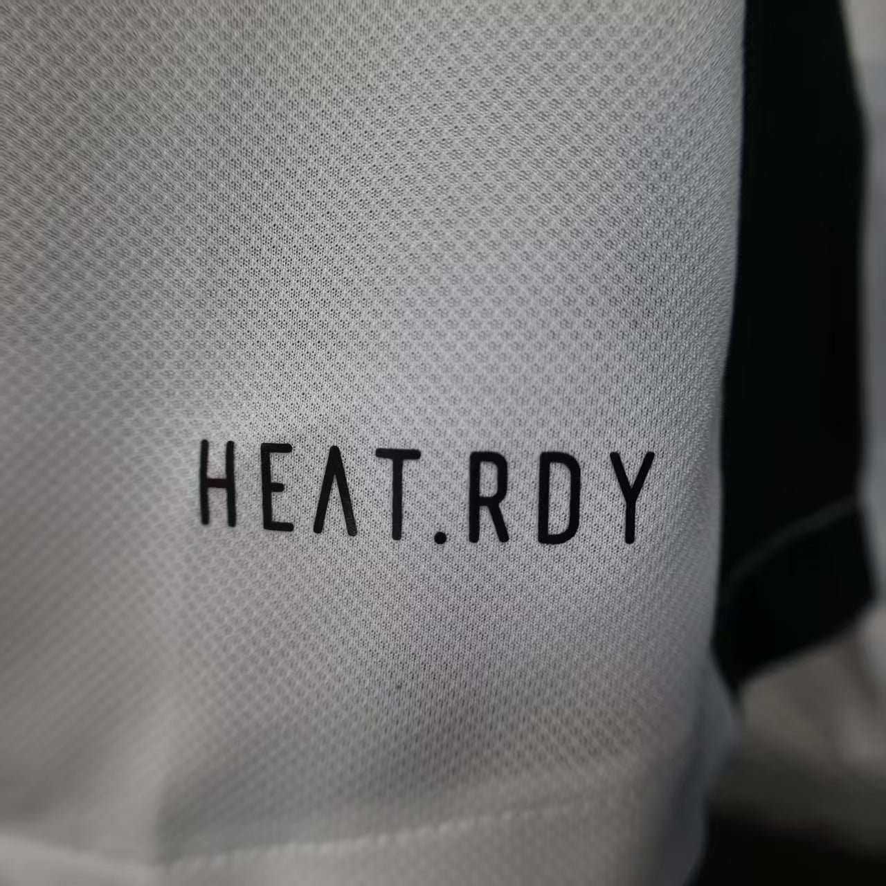 CAMISETA SEGUNDA EQUIPACIÓN FLAMENGO 2025 VERSIÓN JUGADOR - Imagen 9