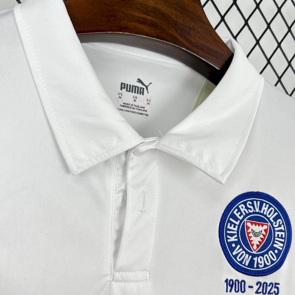 CAMISETA EDICIÓN ESPECIAL HOLSTEIN KIEL 24/25 VERSIÓN FAN - Imagen 5