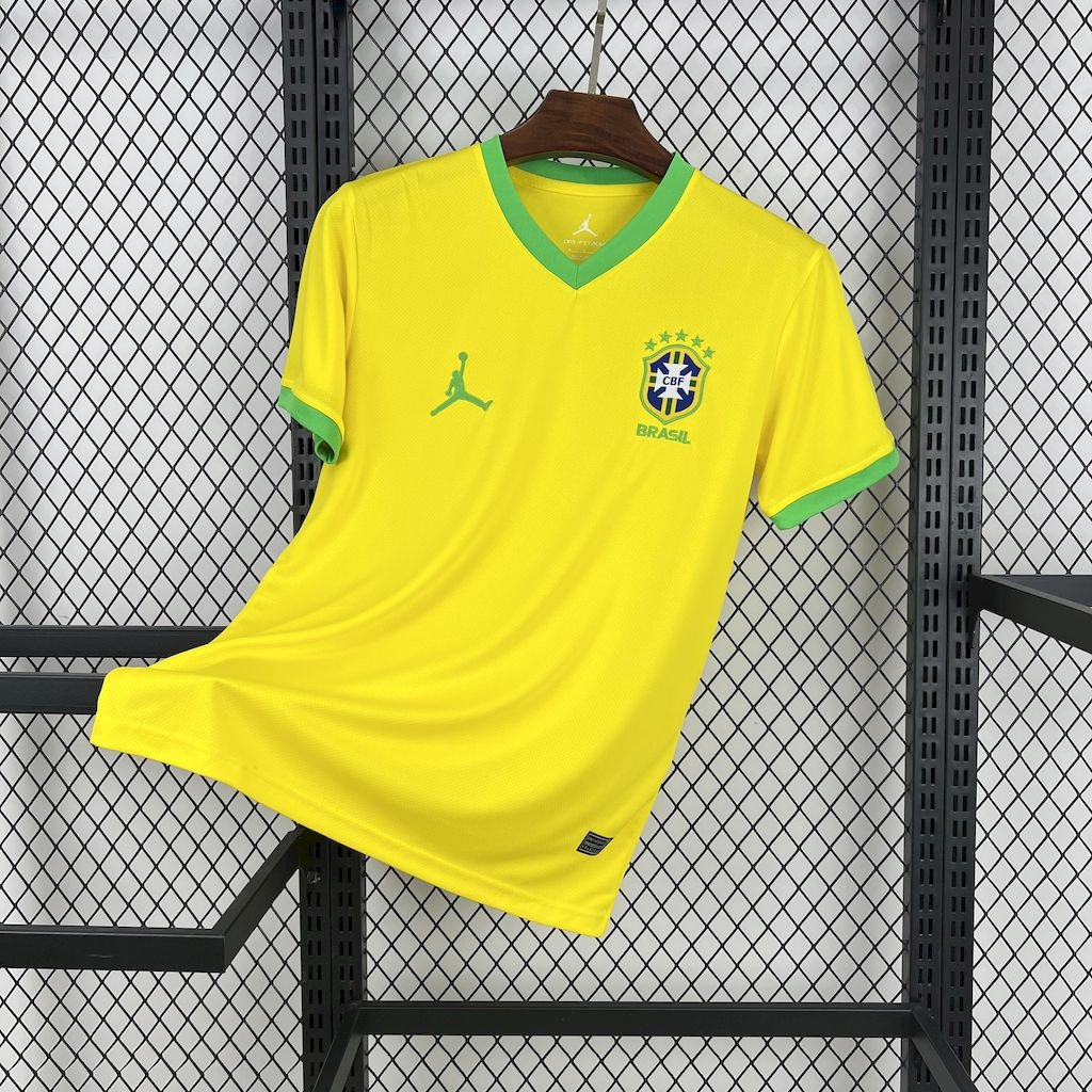 CAMISETA CONCEPTO BRASIL 2025 VERSIÓN FAN