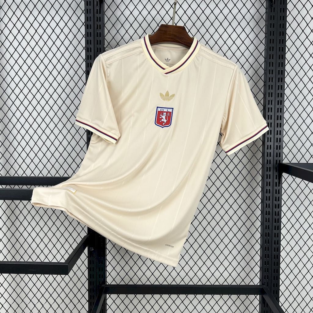 CAMISETA EDICIÓN ESPECIAL LYON 24/25 VERSIÓN FAN