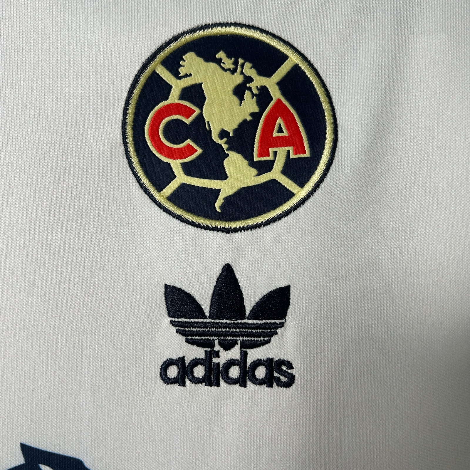 CAMISETA CONCEPTO CLUB AMÉRICA 25/26 VERSIÓN FAN - Imagen 3