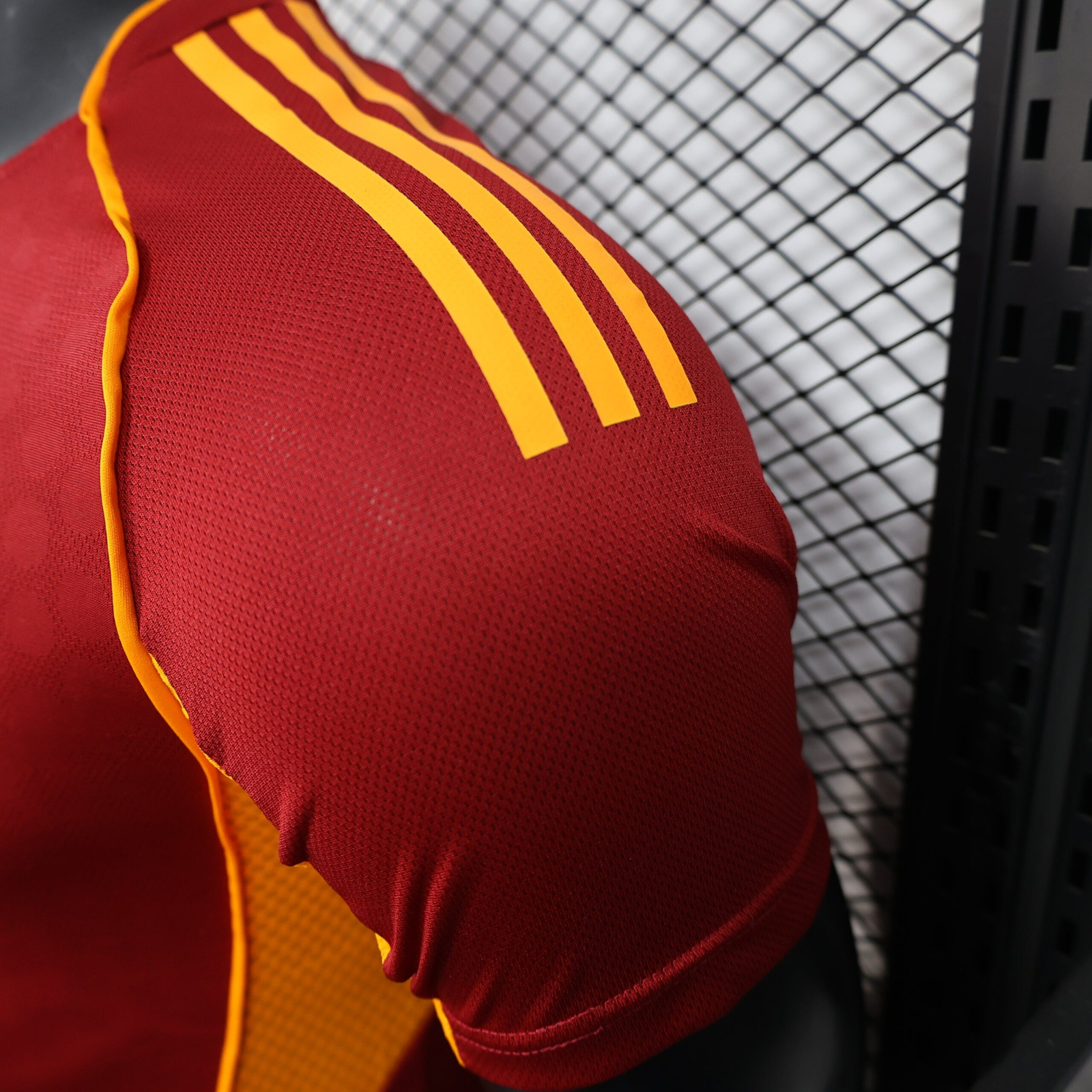 CAMISETA PRIMERA EQUIPACIÓN AS ROMA 25/26 VERSIÓN JUGADOR - Imagen 6