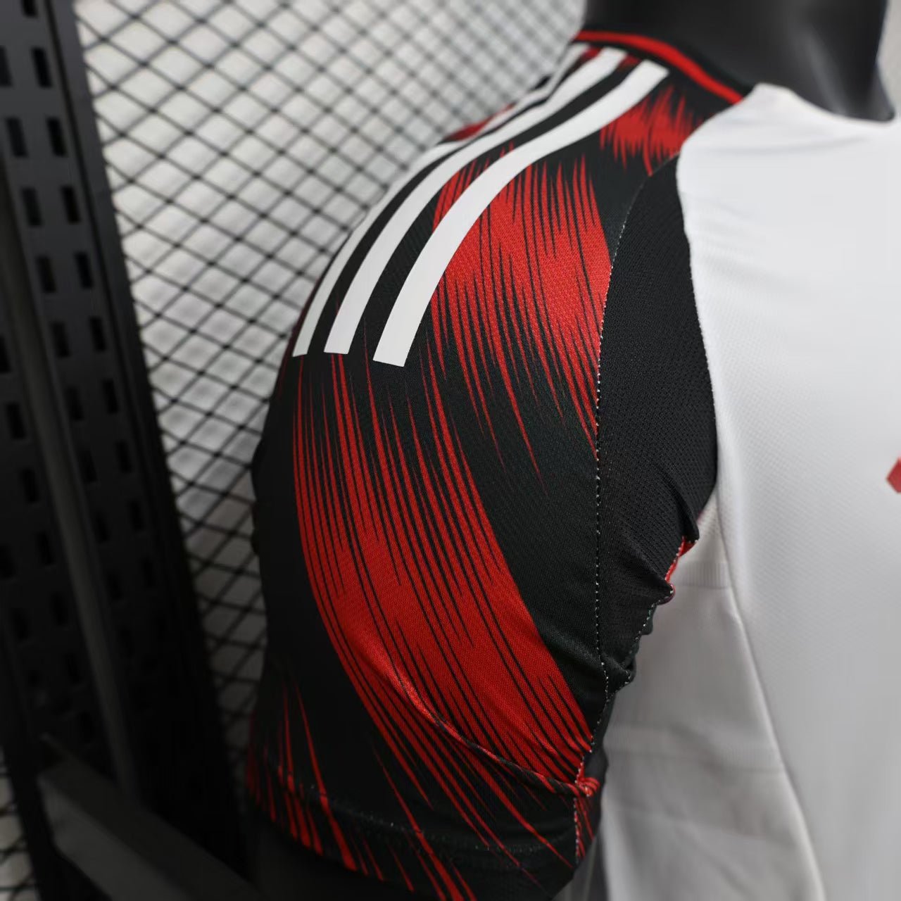 CAMISETA SEGUNDA EQUIPACIÓN FLAMENGO 2025 VERSIÓN JUGADOR - Imagen 5