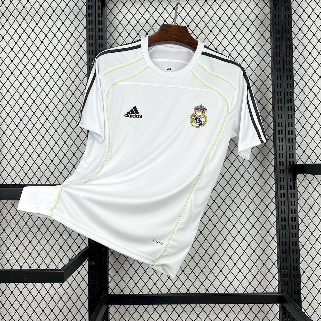 CAMISETA ENTRENAMIENTO REAL MADRID 25/26 VERSIÓN FAN