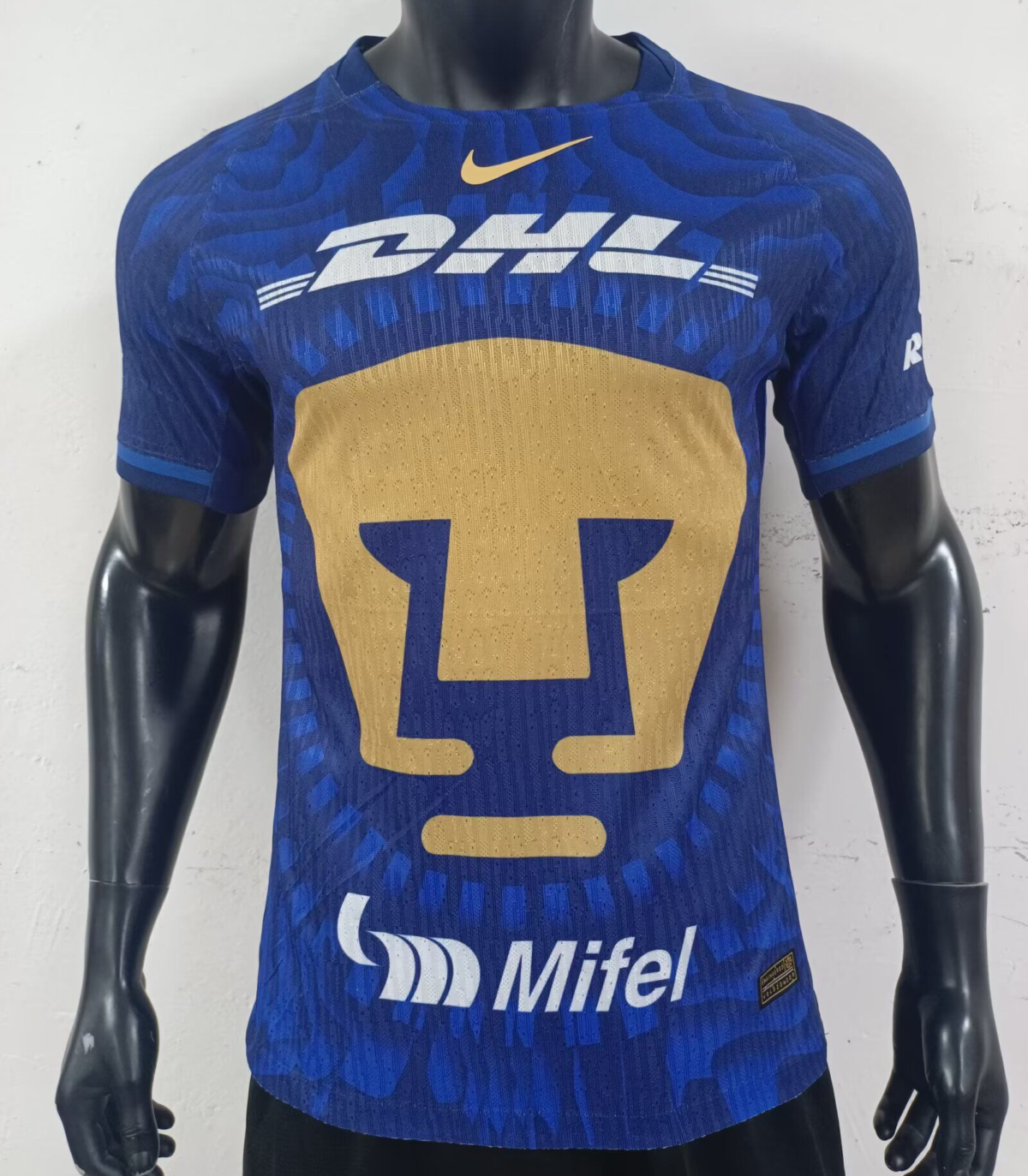 CAMISETA SEGUNDA EQUIPACIÓN PUMAS 25/26 VERSIÓN JUGADOR