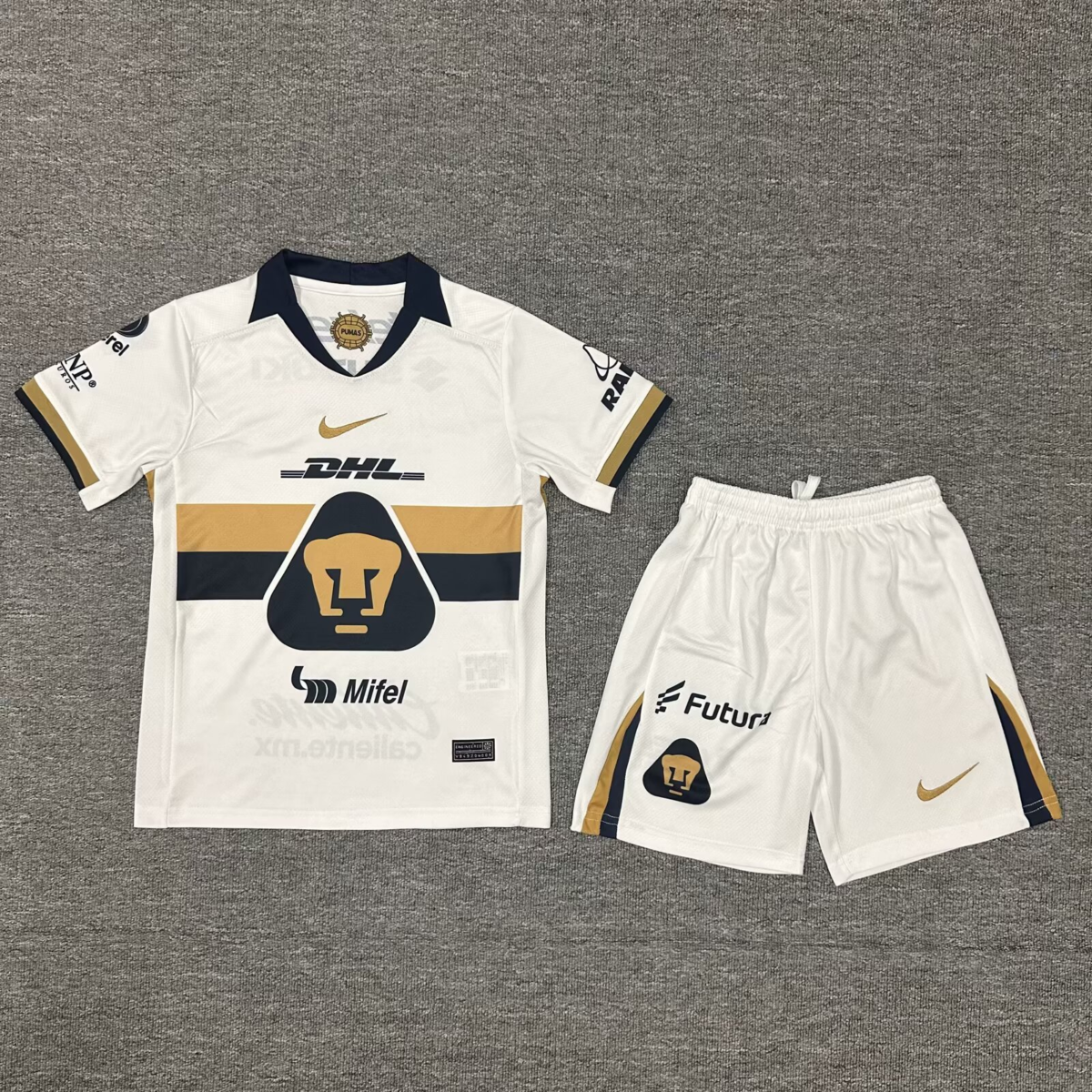 CAMISETA PRIMERA EQUIPACIÓN PUMAS 25/26 VERSIÓN INFANTIL