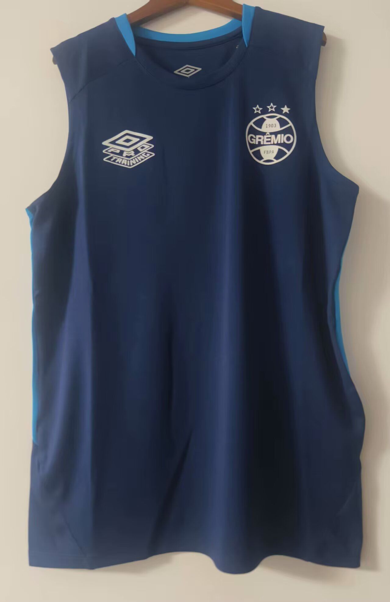 CAMISETA ENTRENAMIENTO GREMIO 2025 VERSIÓN SIN MANGAS