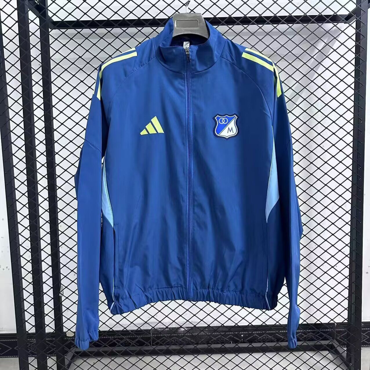 CORTAVIENTOS MILLONARIOS