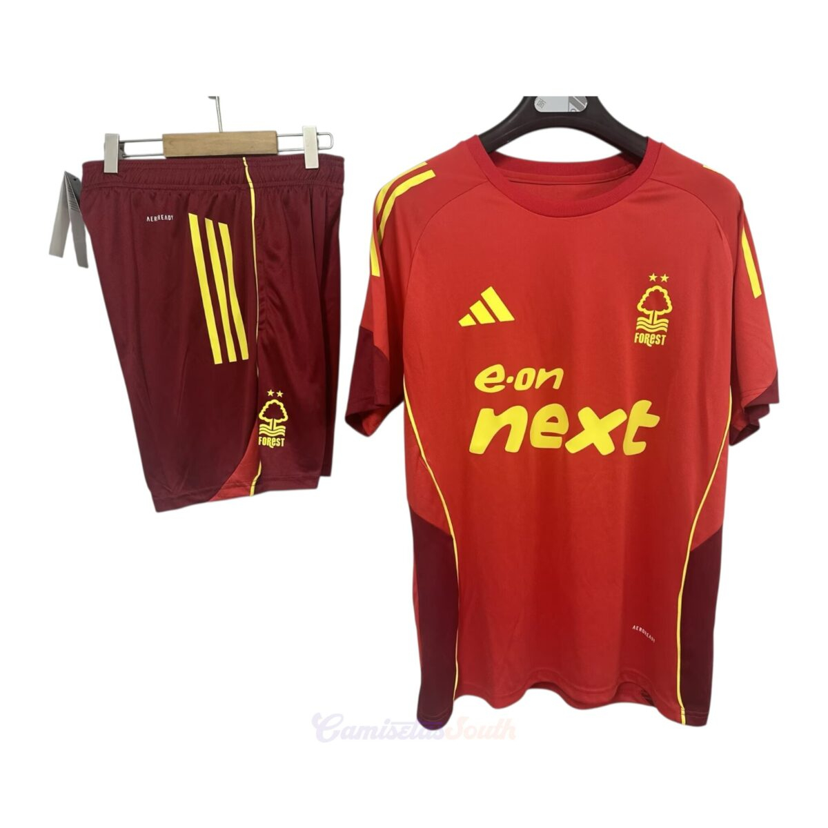 CONJUNTO DE ENTRENAMIENTO NOTTINGHAM FOREST 25/26