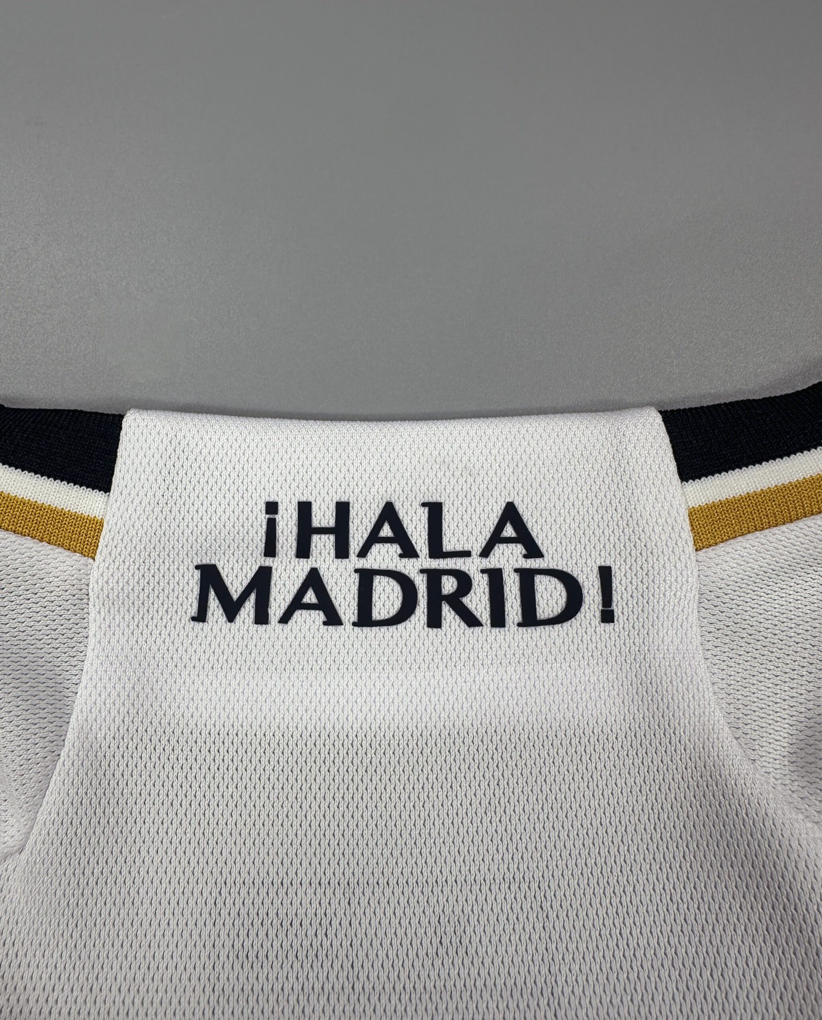 CAMISETA PRIMERA EQUIPACIÓN REAL MADRID 2023/24 VERSIÓN FAN - Imagen 8