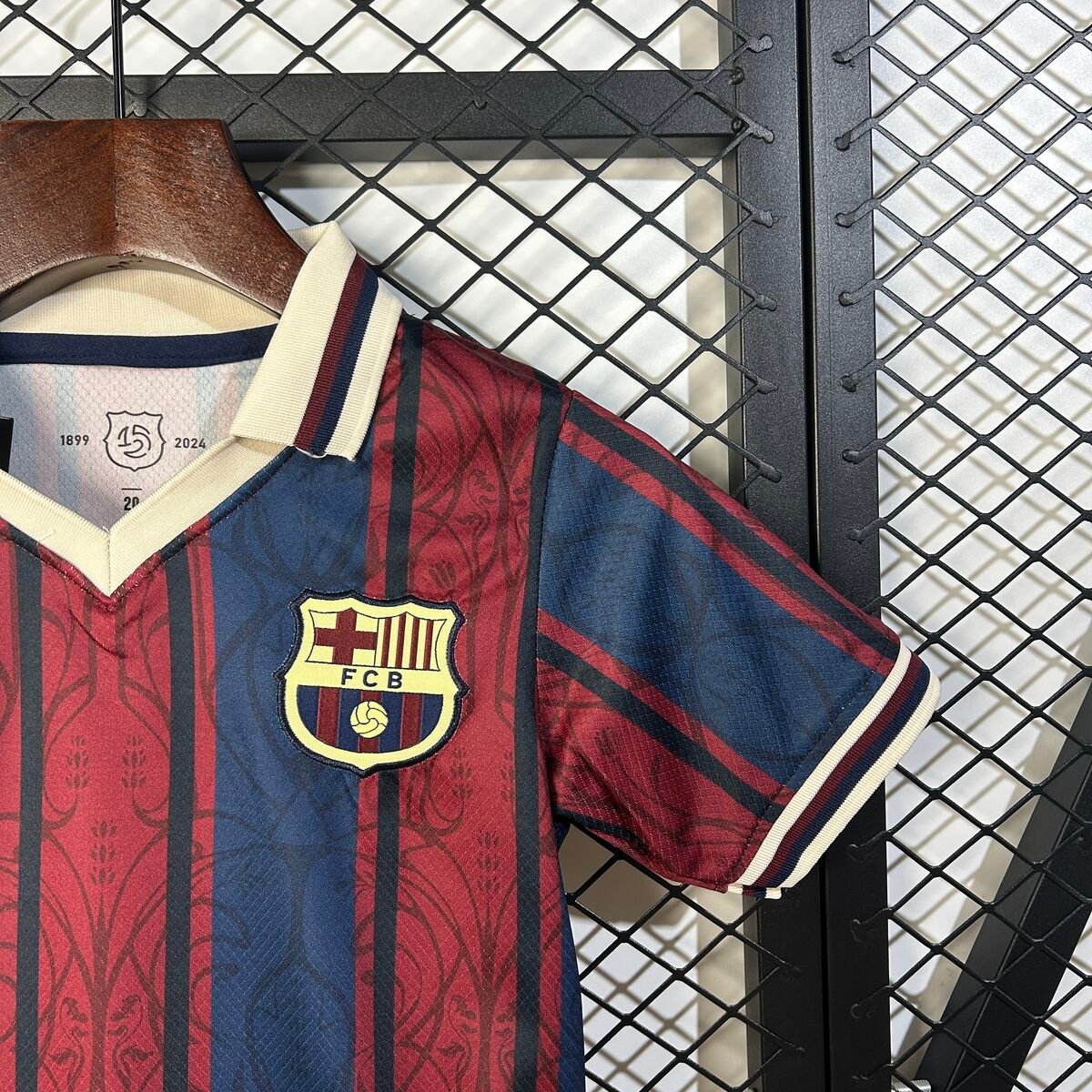 CAMISETA EDICIÓN ESPECIAL BARCELONA 24/25 VERSIÓN INFANTIL - Imagen 5