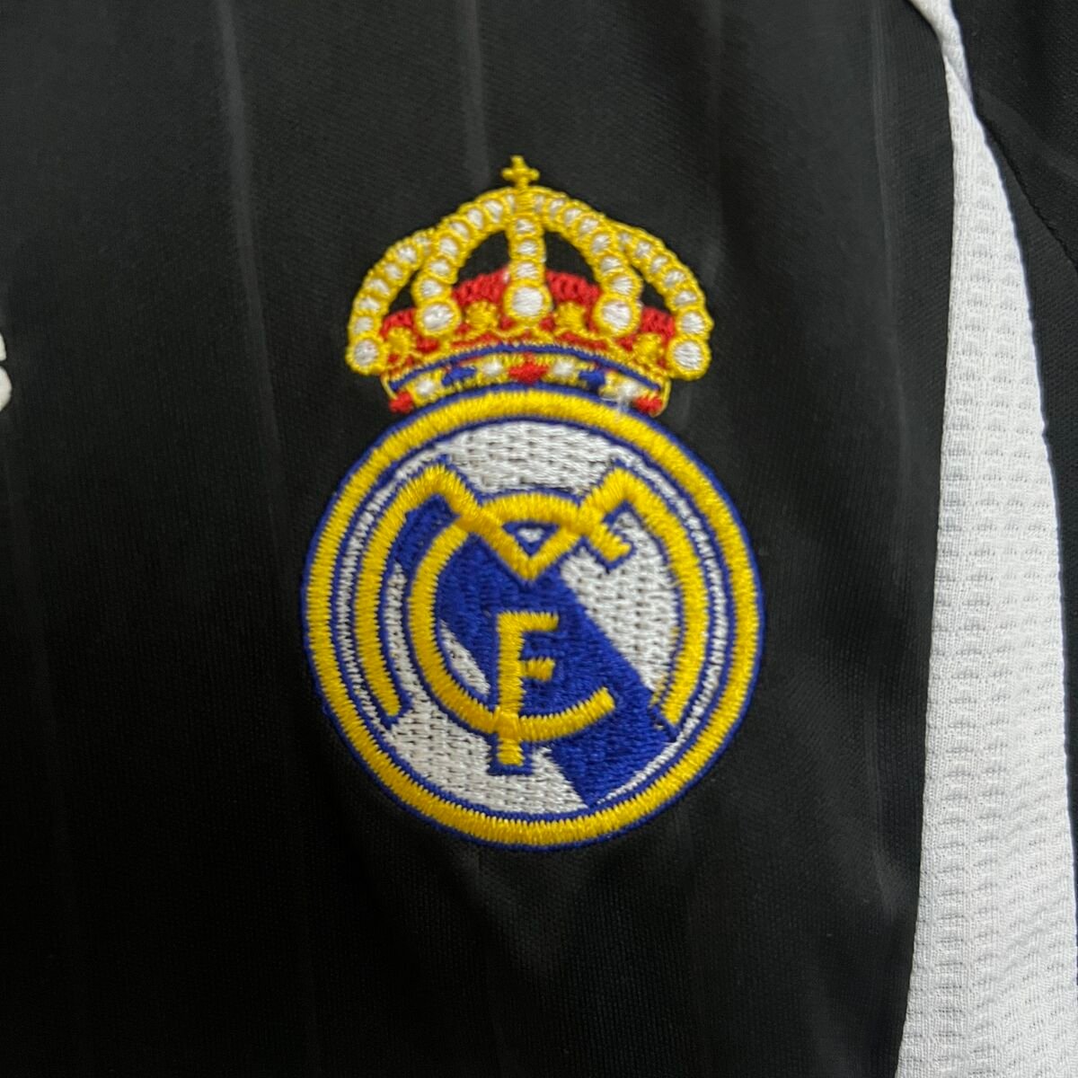 CAMISETA SEGUNDA EQUIPACIÓN REAL MADRID 2006/07 INFANTIL - Imagen 4