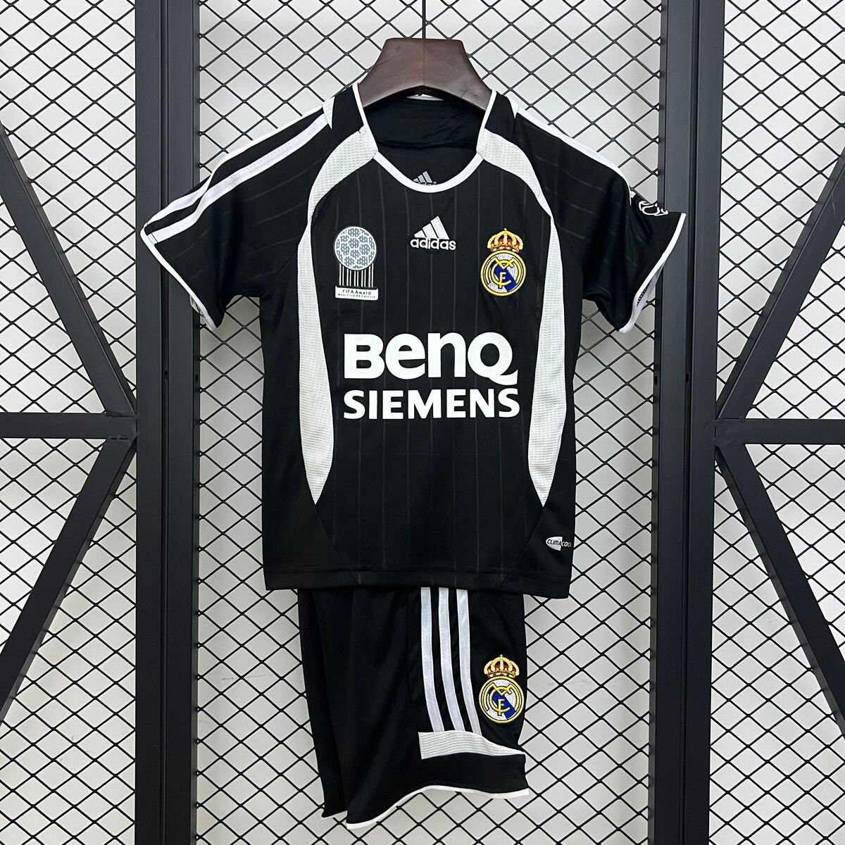 CAMISETA SEGUNDA EQUIPACIÓN REAL MADRID 2006/07 INFANTIL