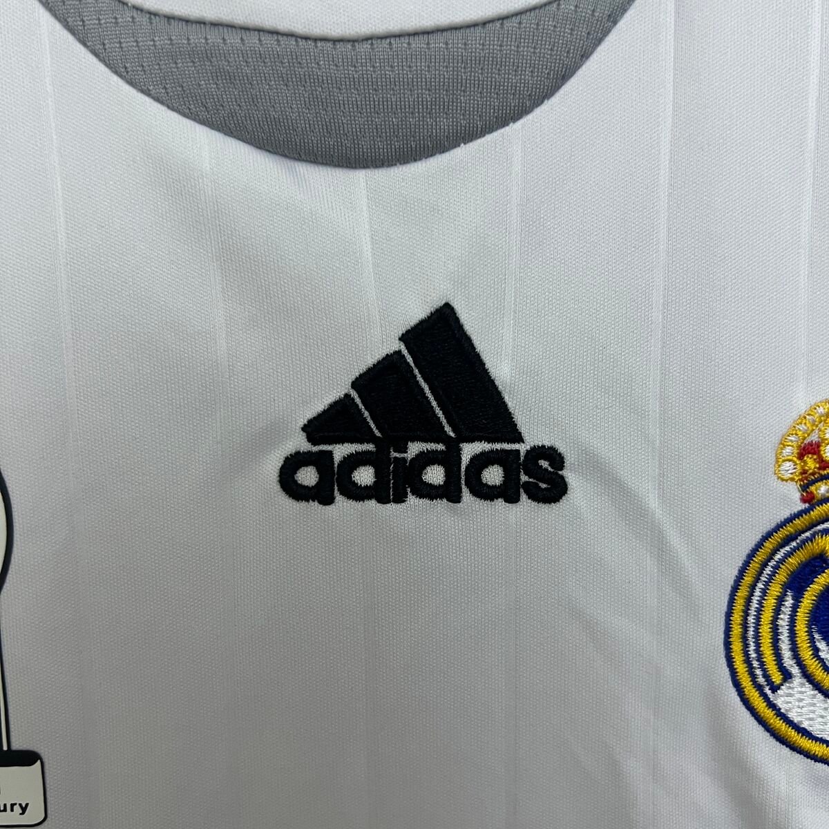 CAMISETA PRIMERA EQUIPACIÓN REAL MADRID 2006/07 INFANTIL - Imagen 3