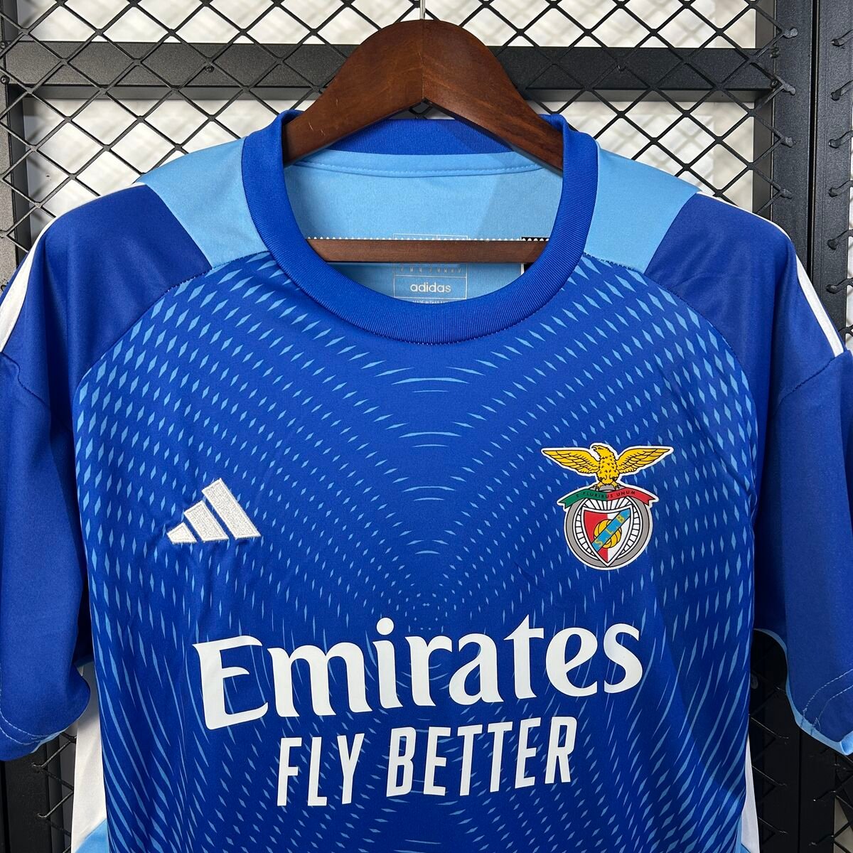 CAMISETA ARQUERO BENFICA 25/26 VERSIÓN FAN - Imagen 2