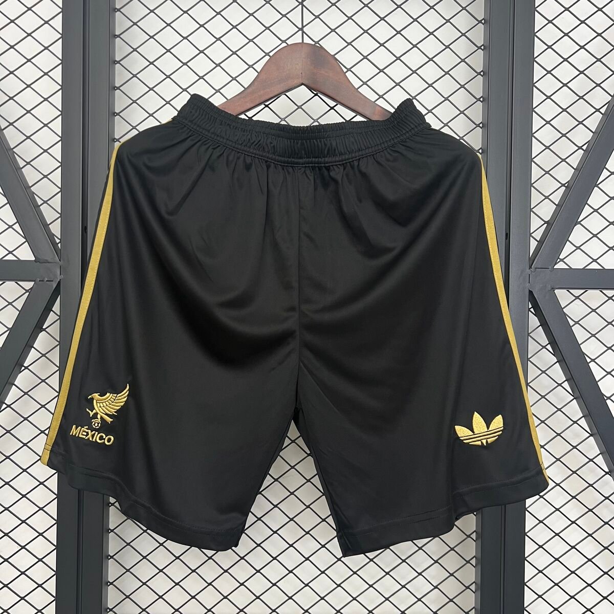 SHORTS PRIMERA EQUIPACIÓN MÉXICO 2025
