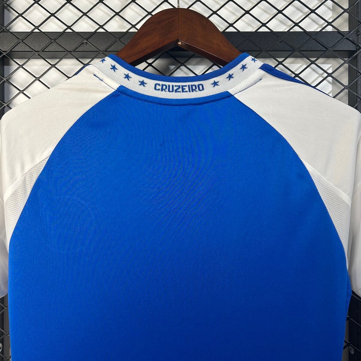 CAMISETA PRIMERA EQUIPACIÓN CRUZEIRO 2025 VERSIÓN FEMENINA - Imagen 8