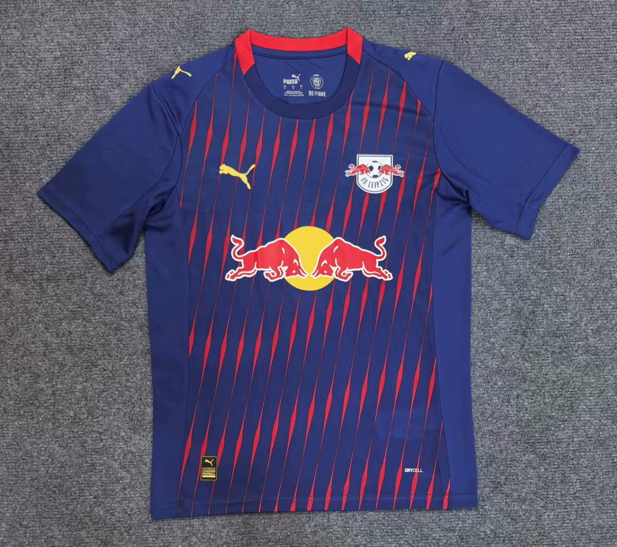 CAMISETA SEGUNDA EQUIPACIÓN RB LEIPZIG 25/26 VERSIÓN FAN